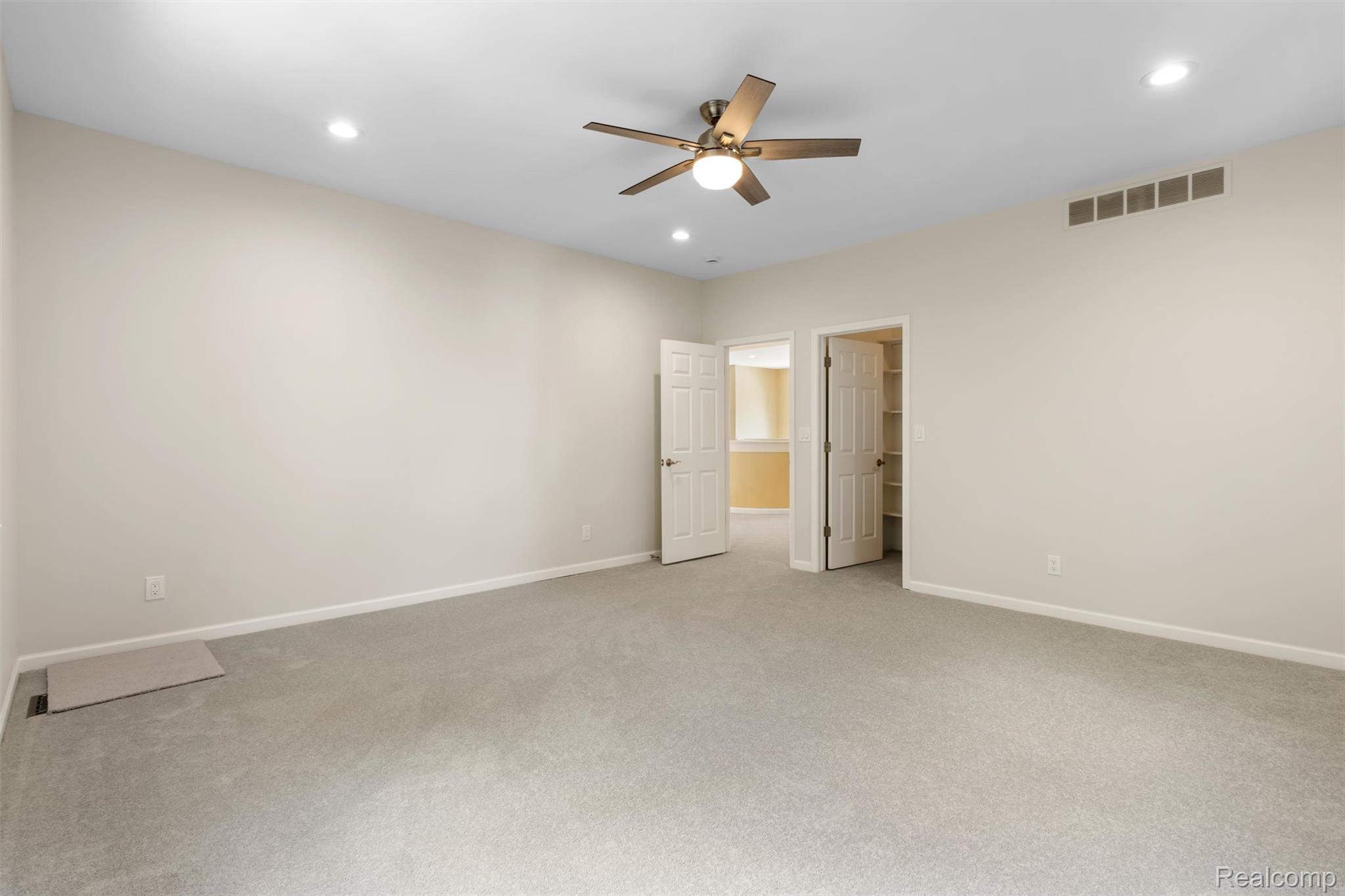 5593 Warrenshire Drive Property Photo 42