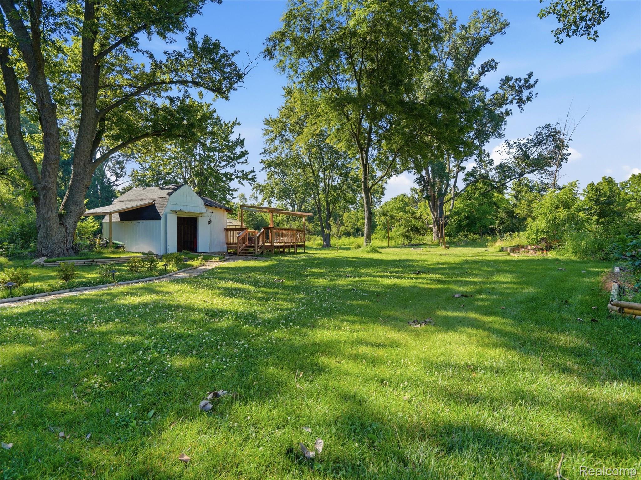 1700 Warren Road Property Photo 18