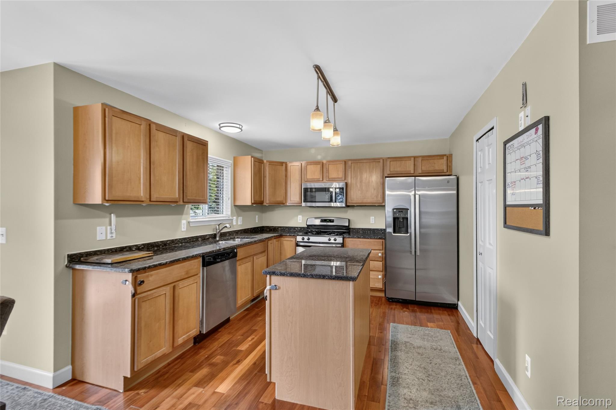 26830 Parkside Drive Property Photo 11