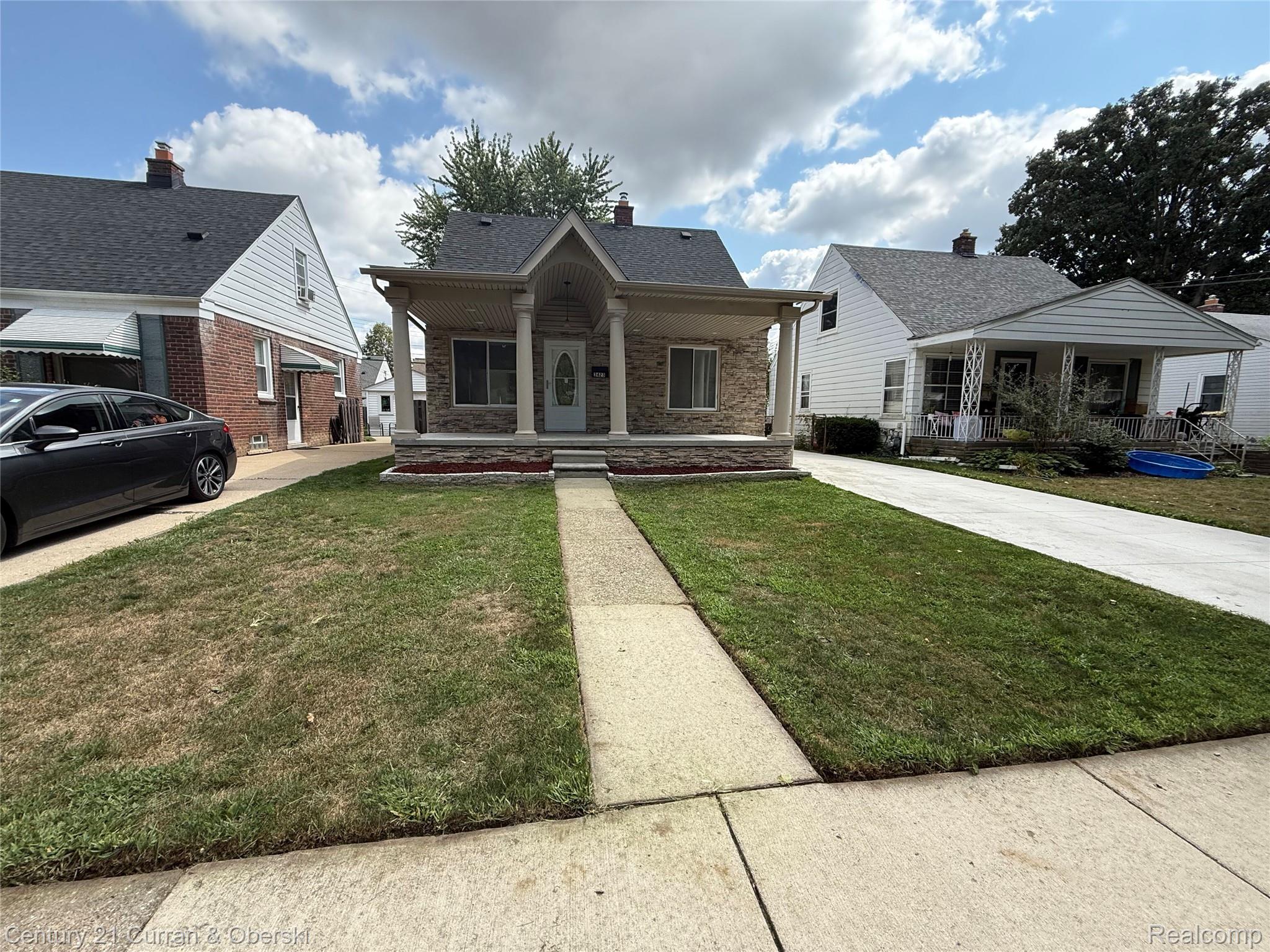 3423 Houston Street Property Photo 1