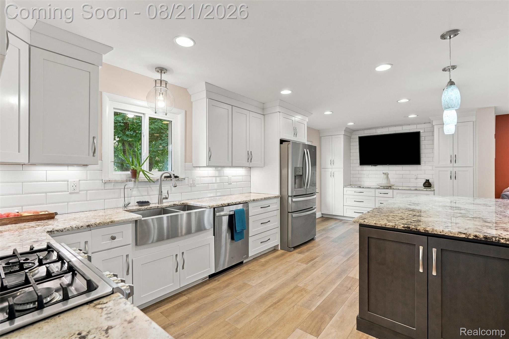 6060 Ford Road Property Photo 11
