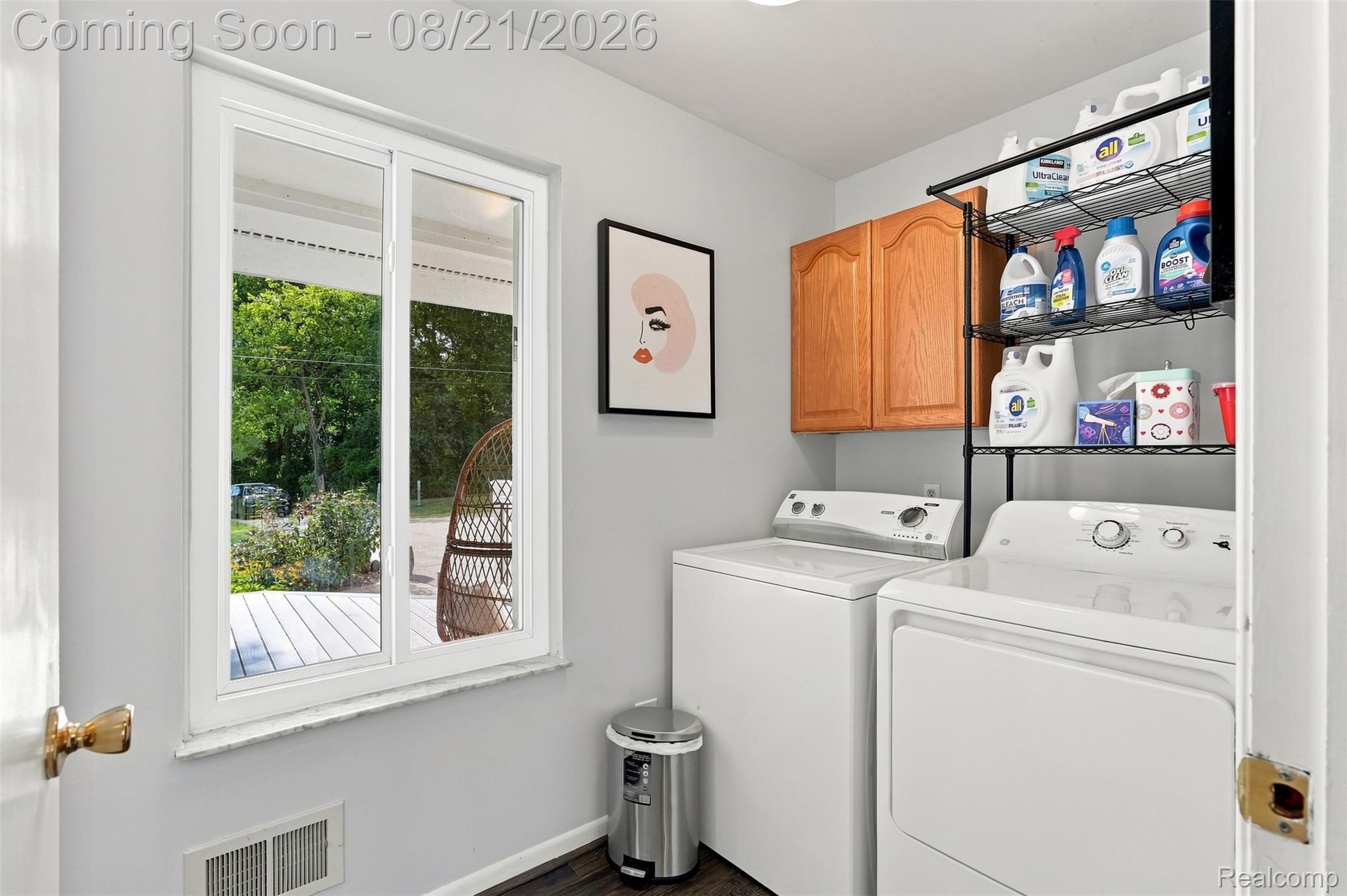 6060 Ford Road Property Photo 19
