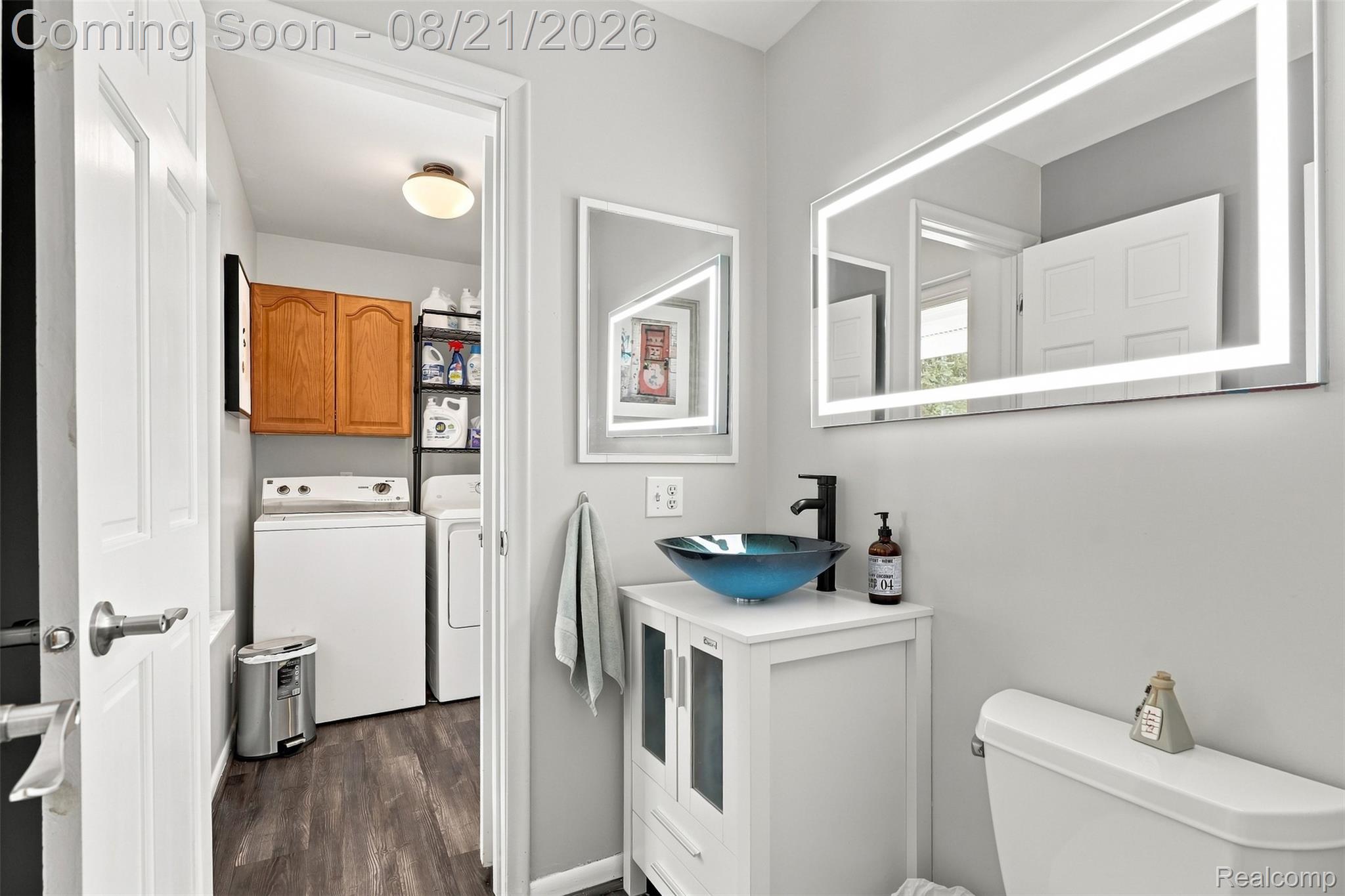 6060 Ford Road Property Photo 20