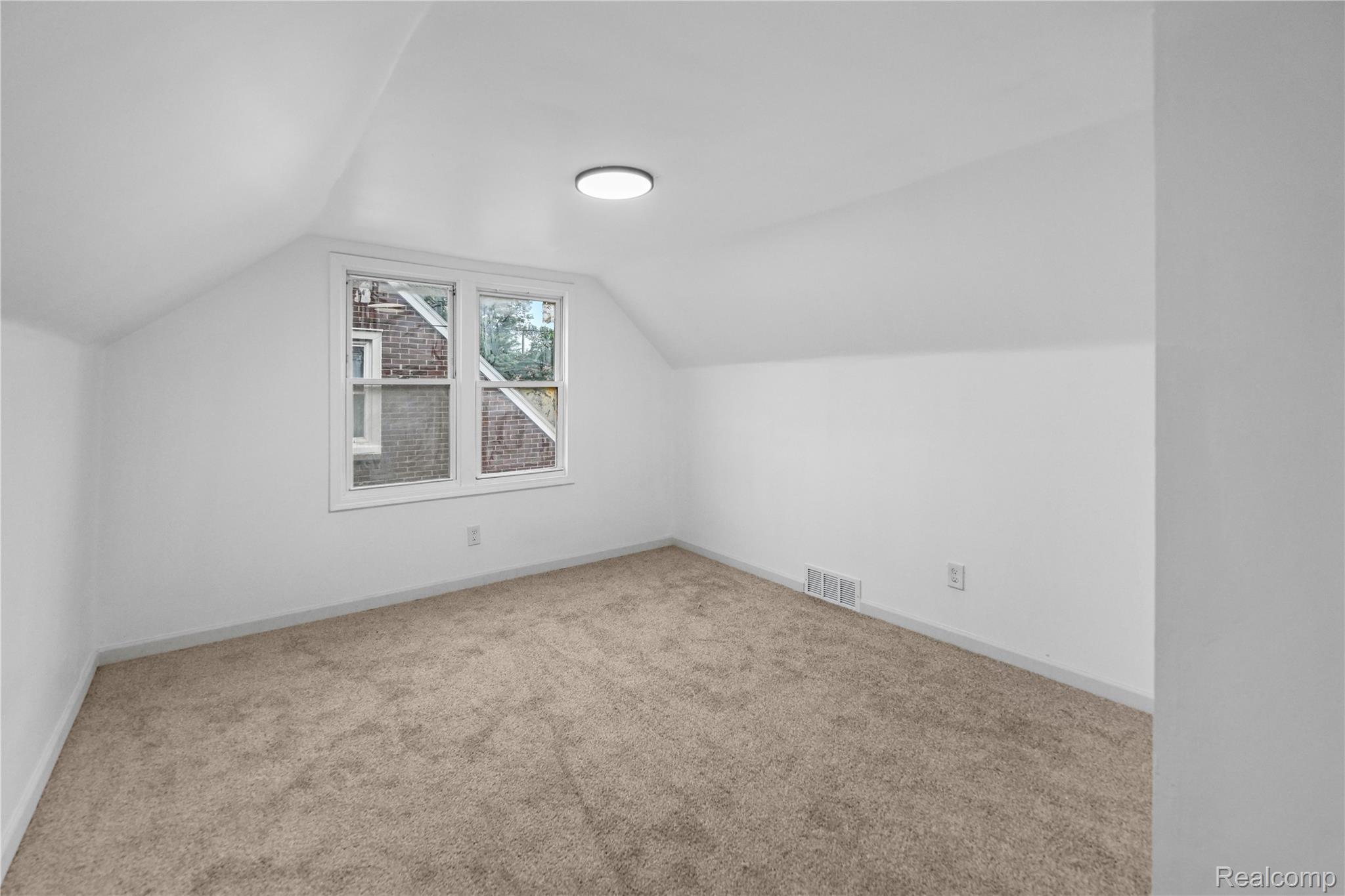 5961 Bluehill Street Property Photo 15