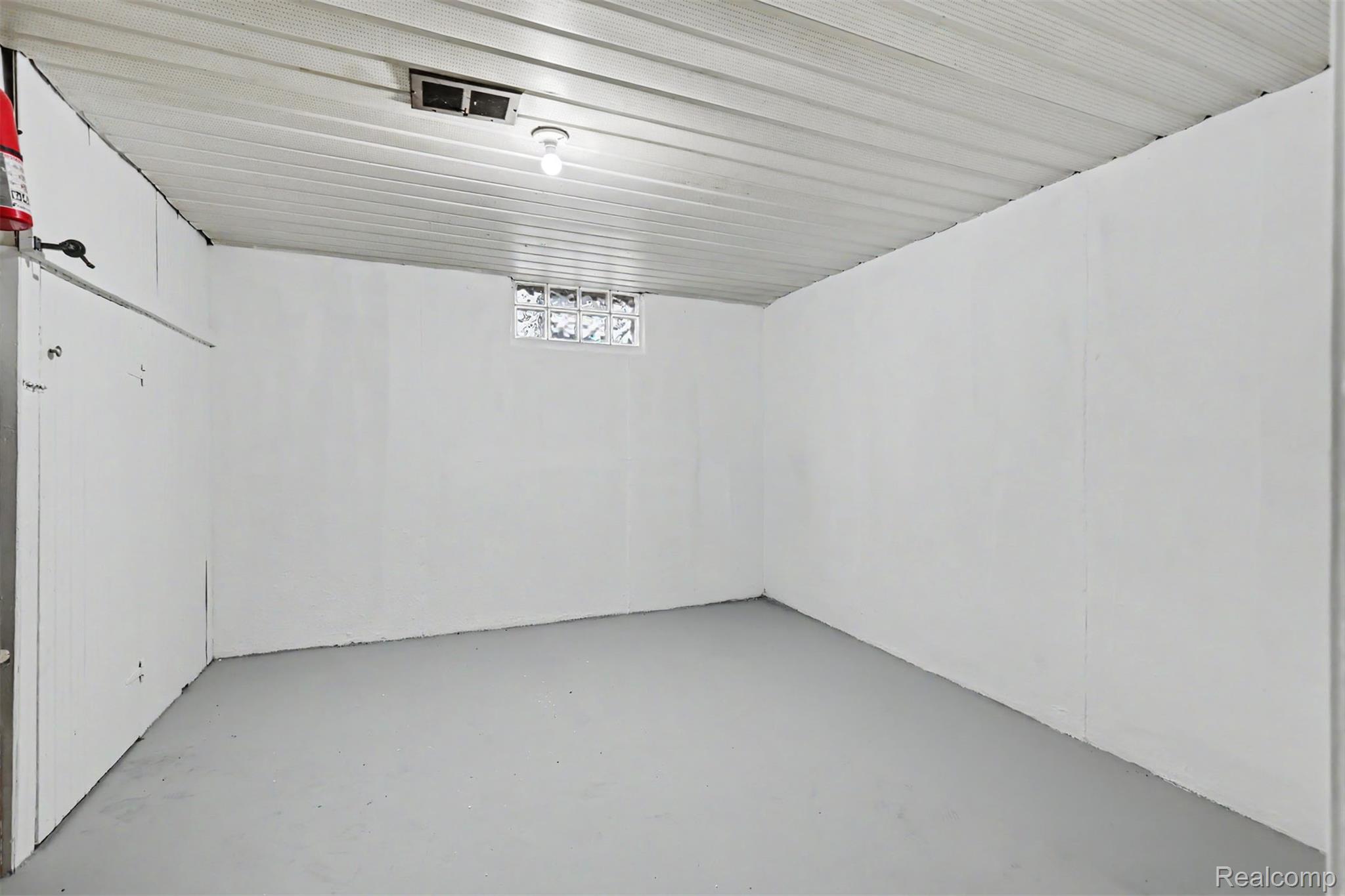 1770 Arlington Avenue Property Photo 17