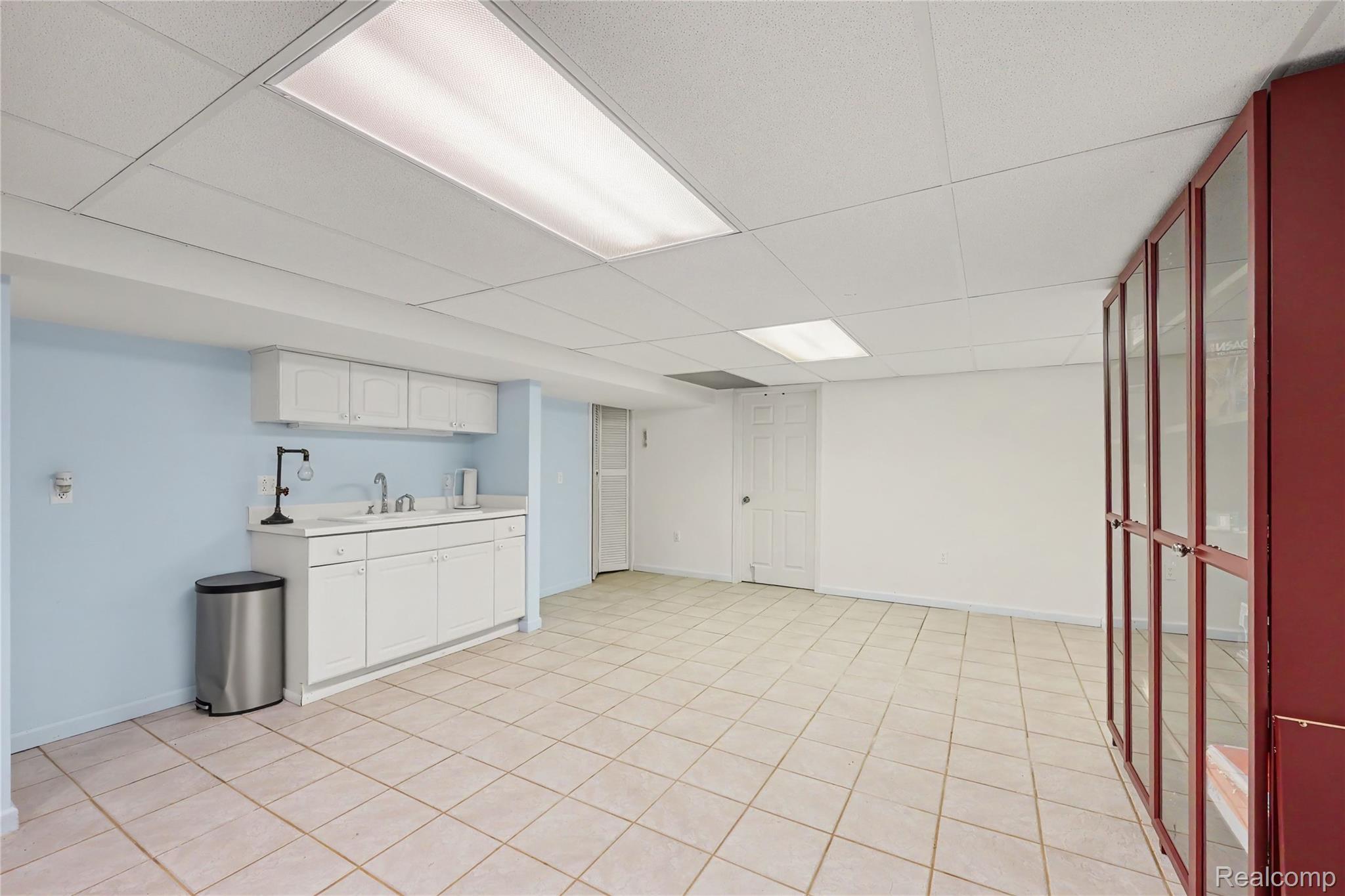 412 Meadow Bridge Drive Property Photo 14