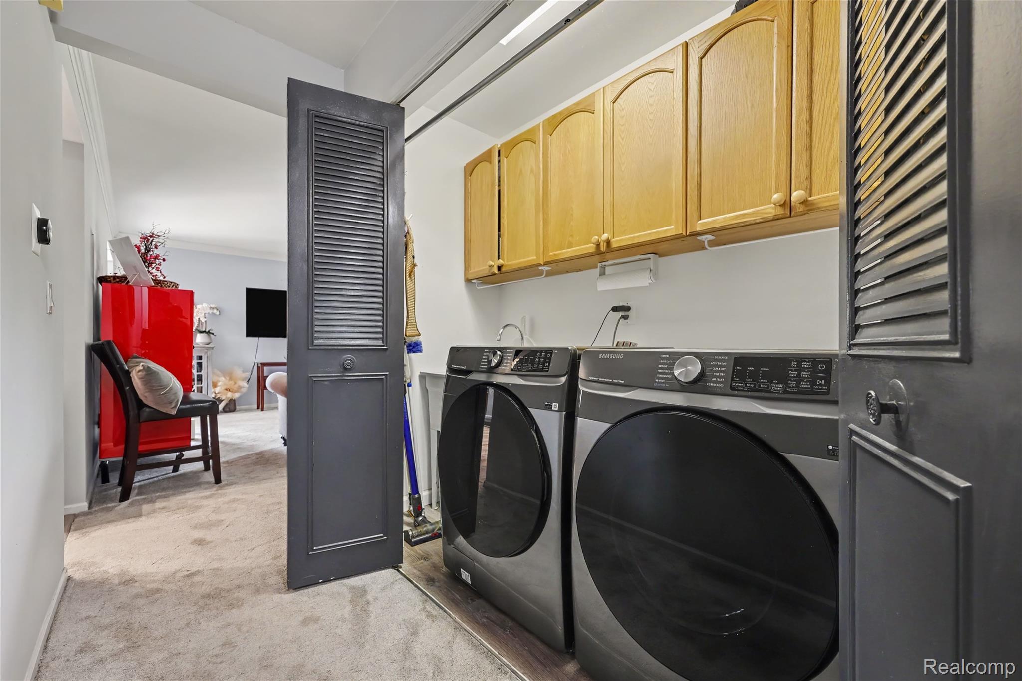 412 Meadow Bridge Drive Property Photo 15