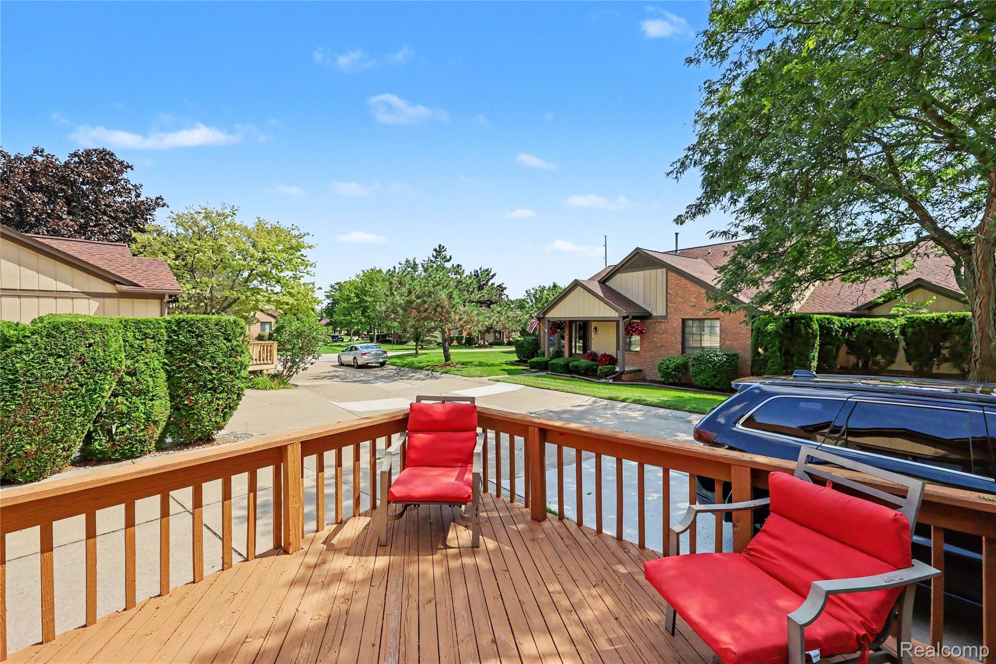 412 Meadow Bridge Drive Property Photo 19