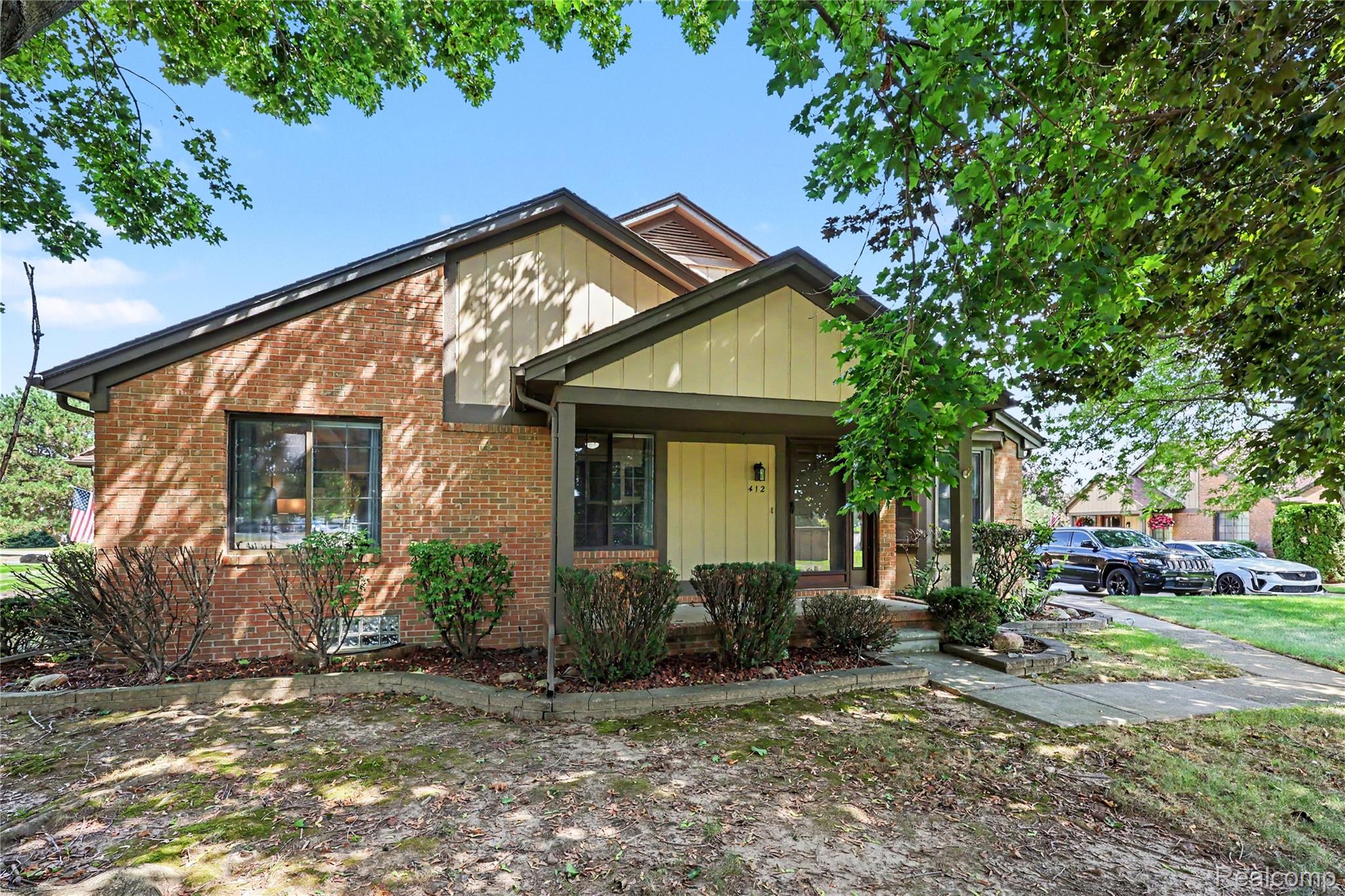 412 Meadow Bridge Drive Property Photo 21