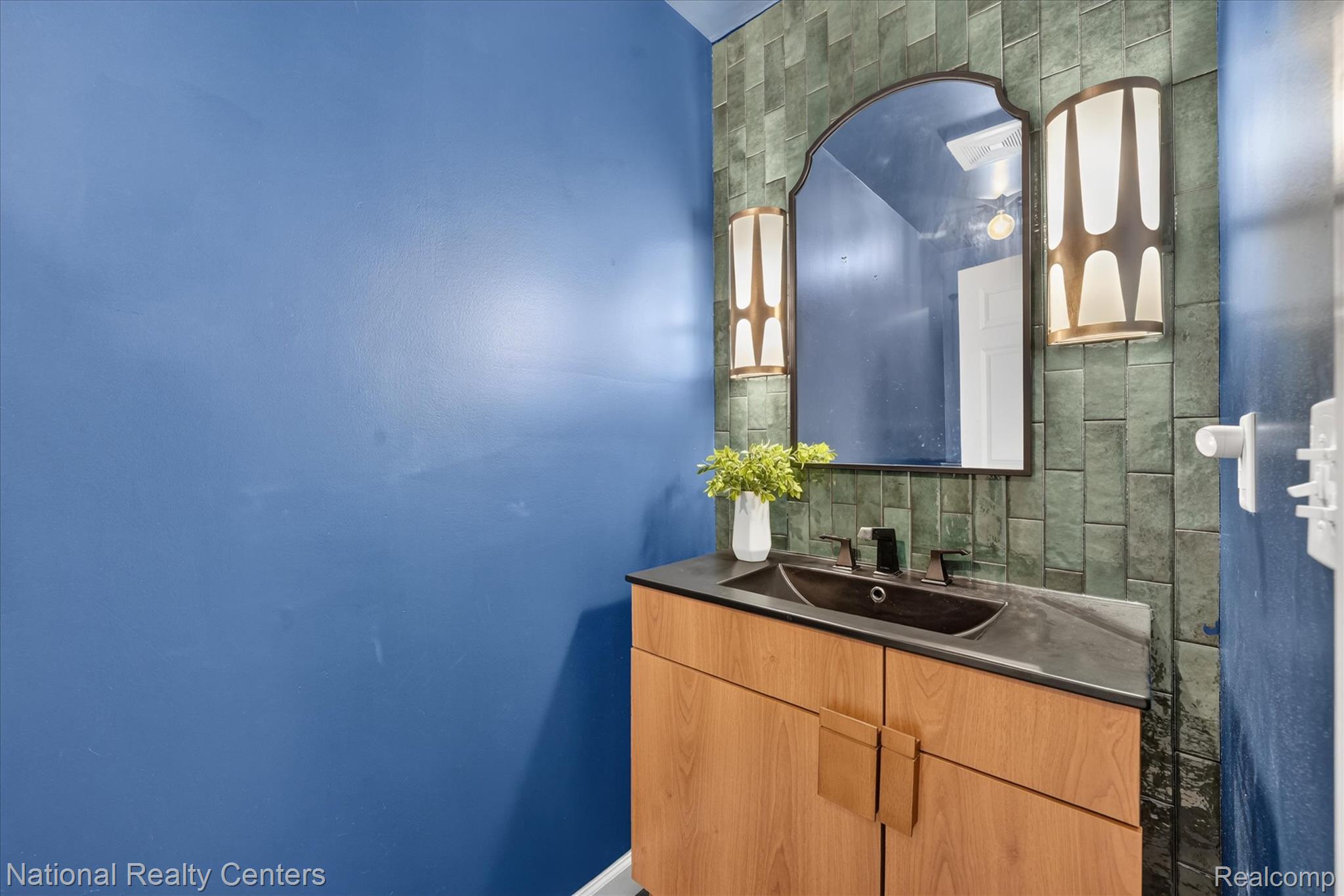 15771 Cavanaugh Lake Road Property Photo 17