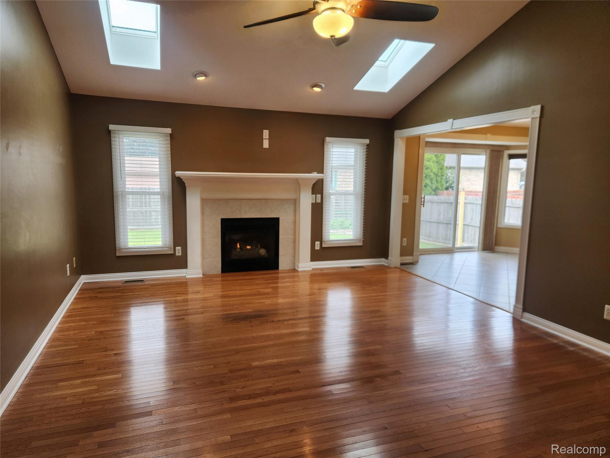 29007 Oakmont Drive Property Photo 10