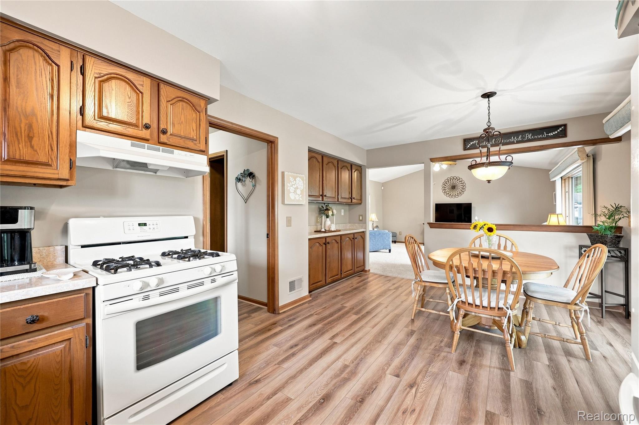 51957 N Adele Circle Property Photo 9