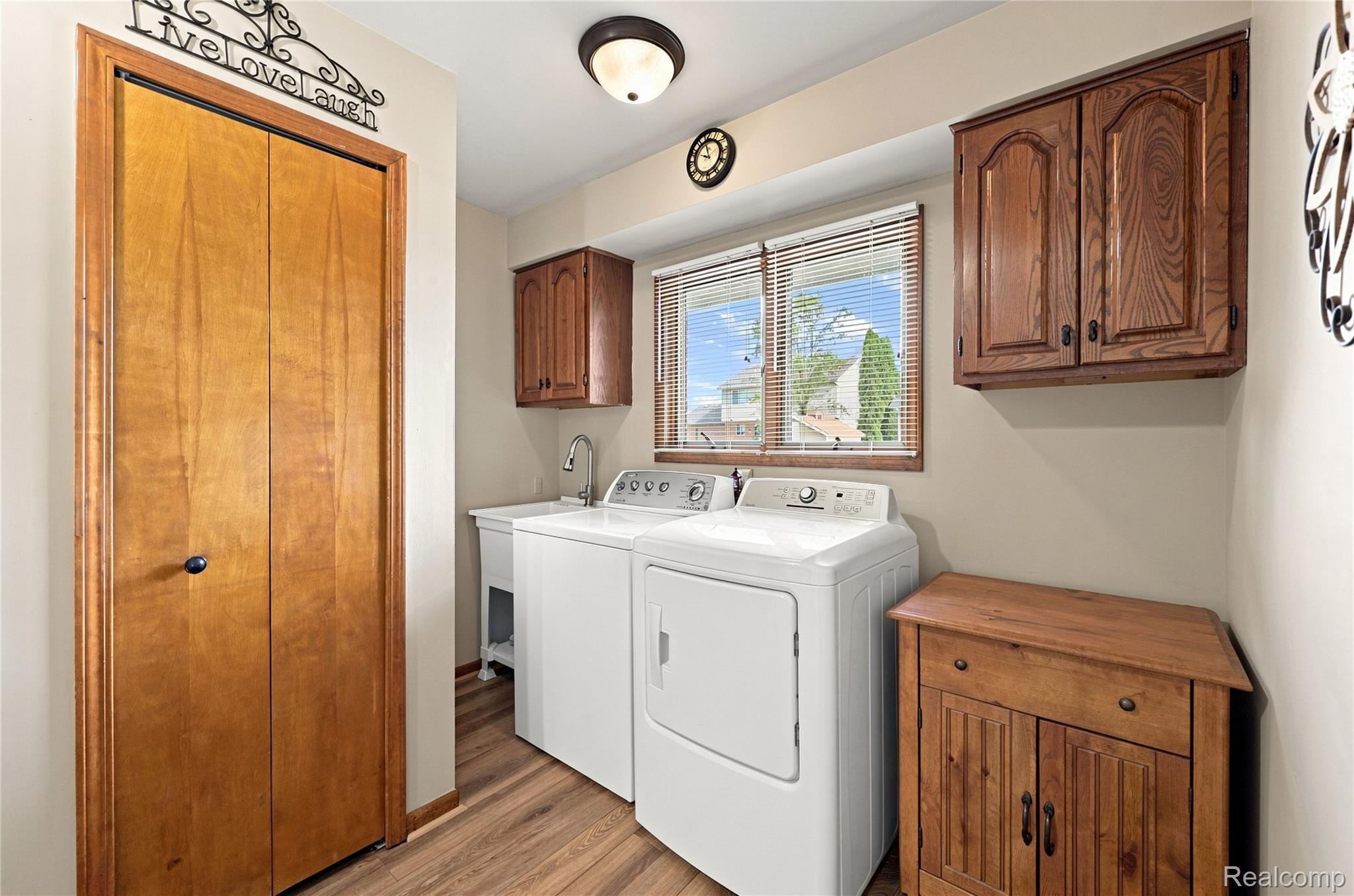 51957 N Adele Circle Property Photo 13
