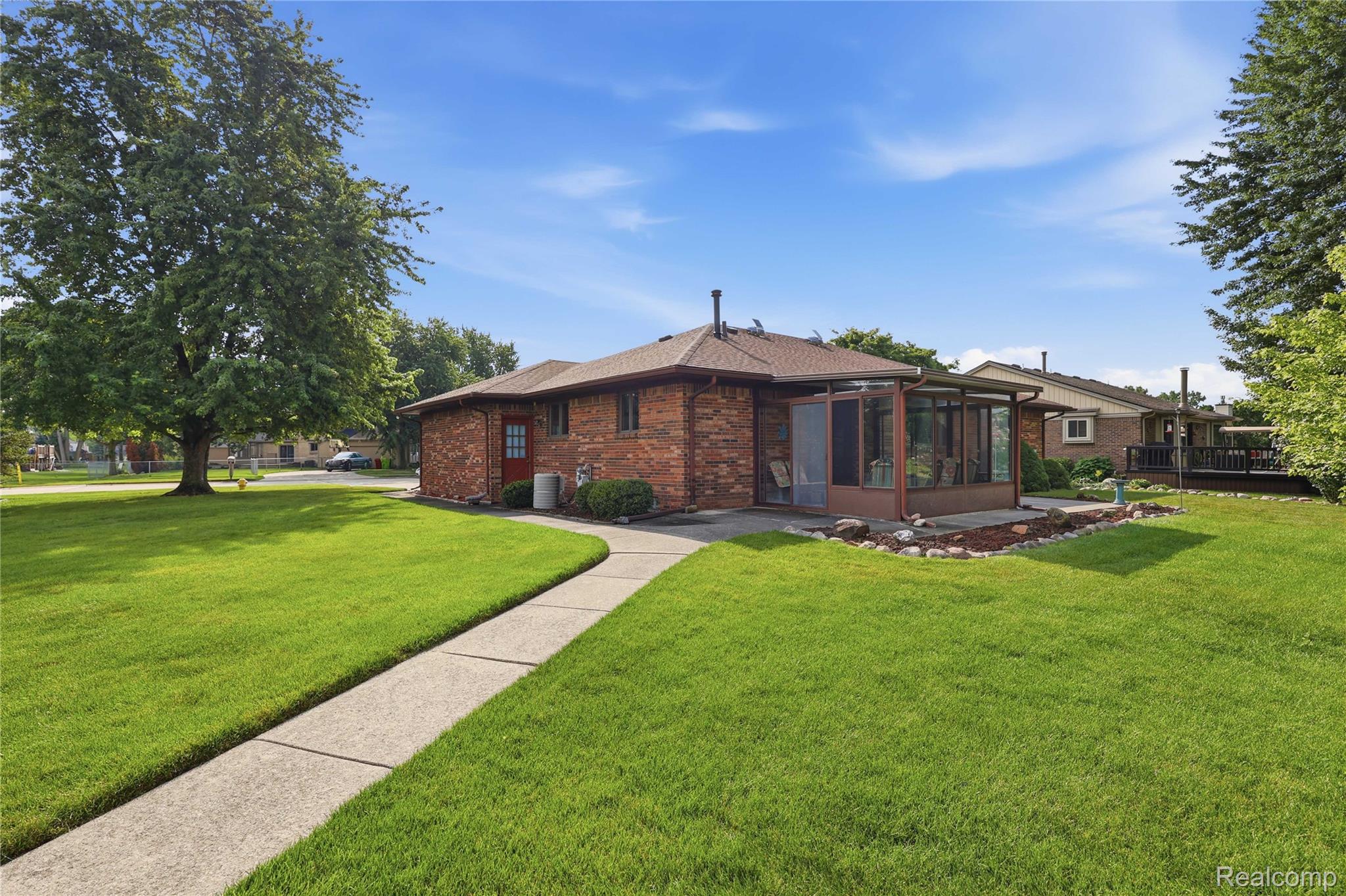 51957 N Adele Circle Property Photo 32