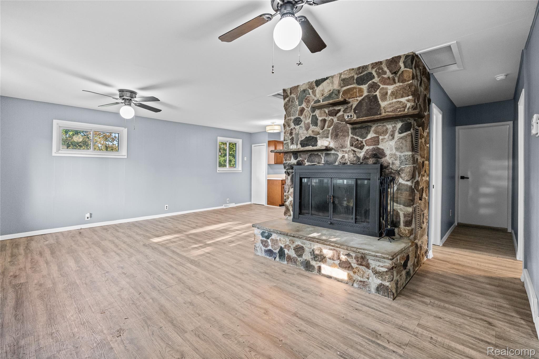 6220 Wertz Property Photo 16