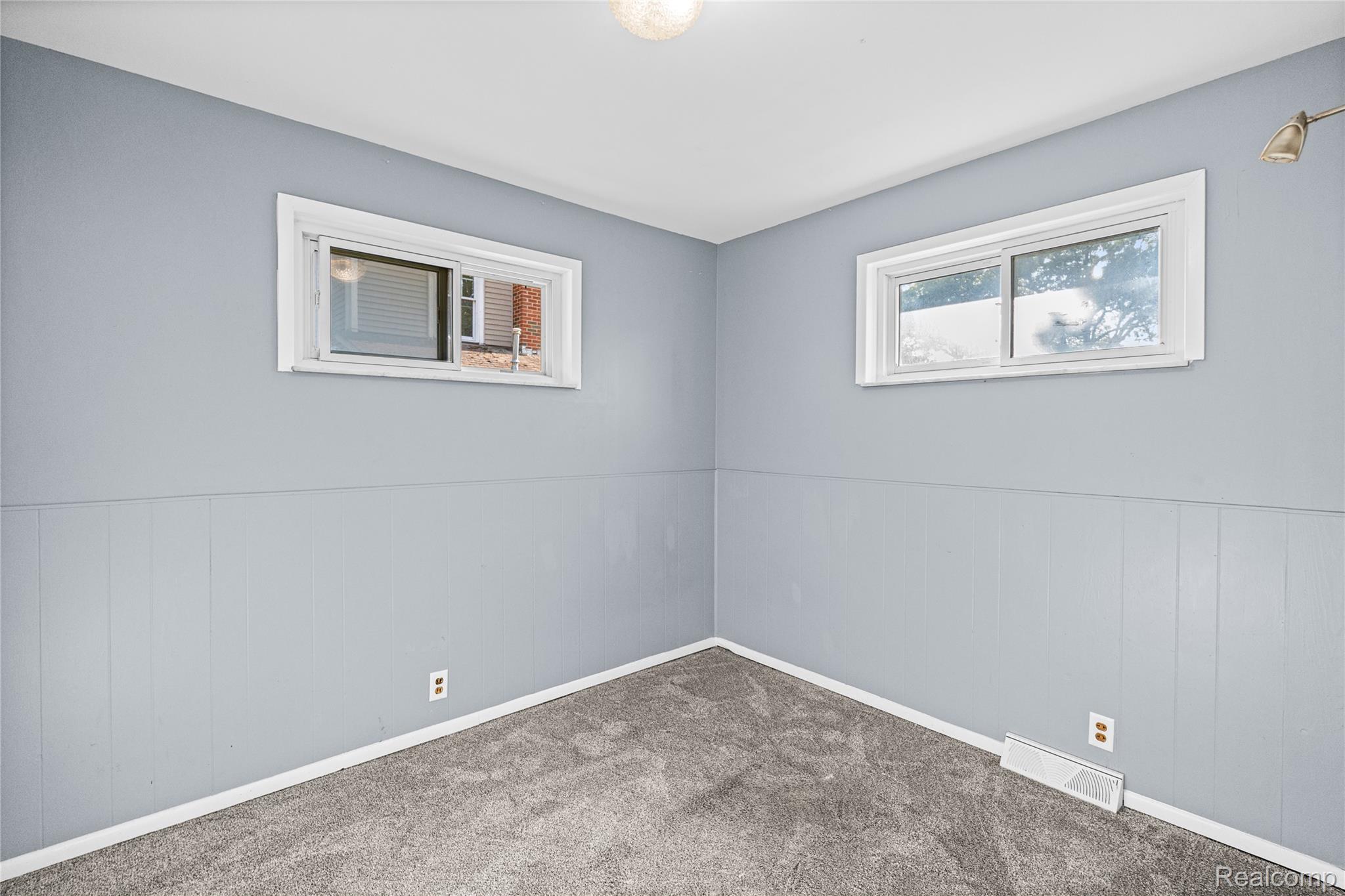 6220 Wertz Property Photo 21
