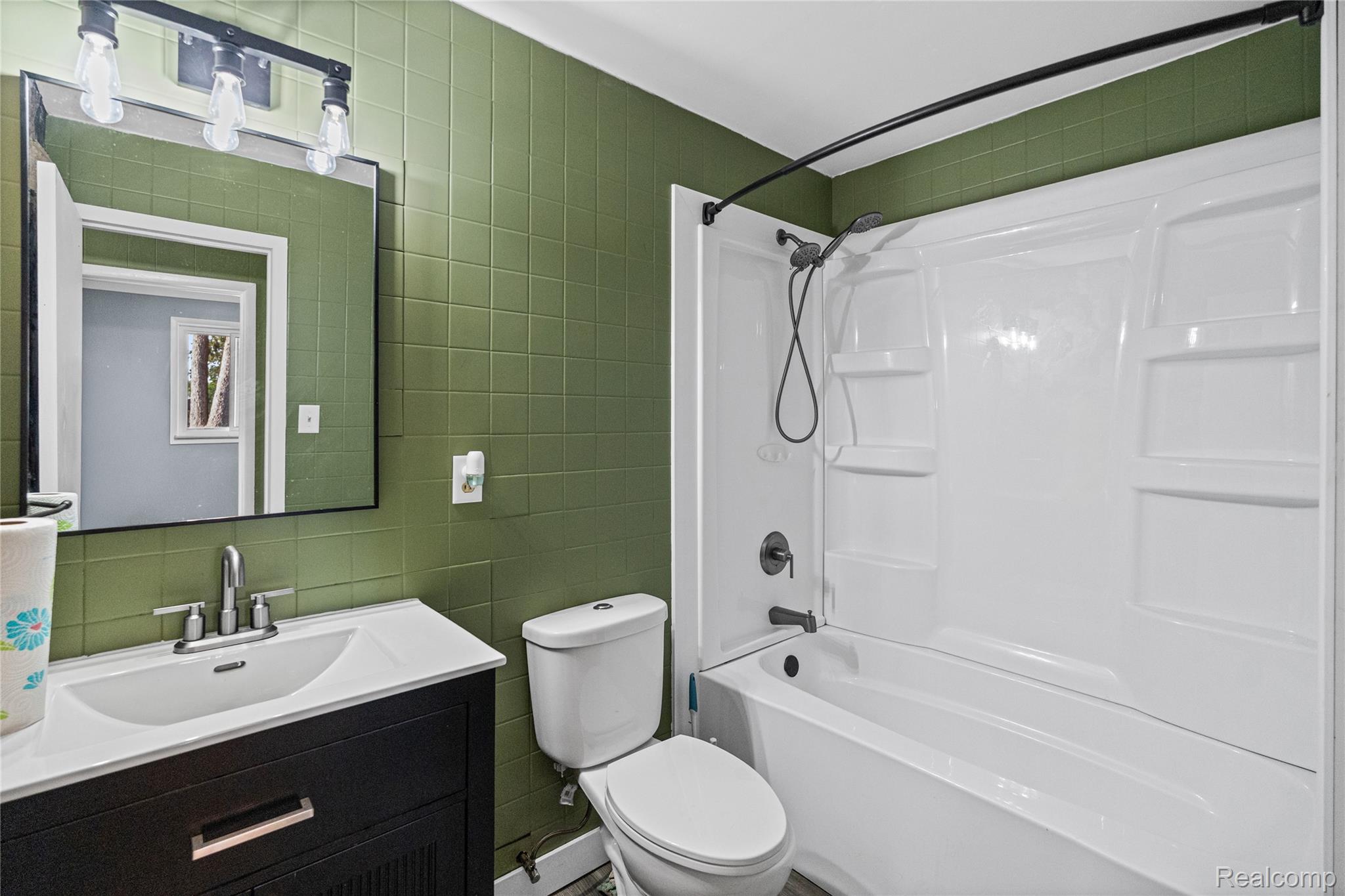 6220 Wertz Property Photo 23
