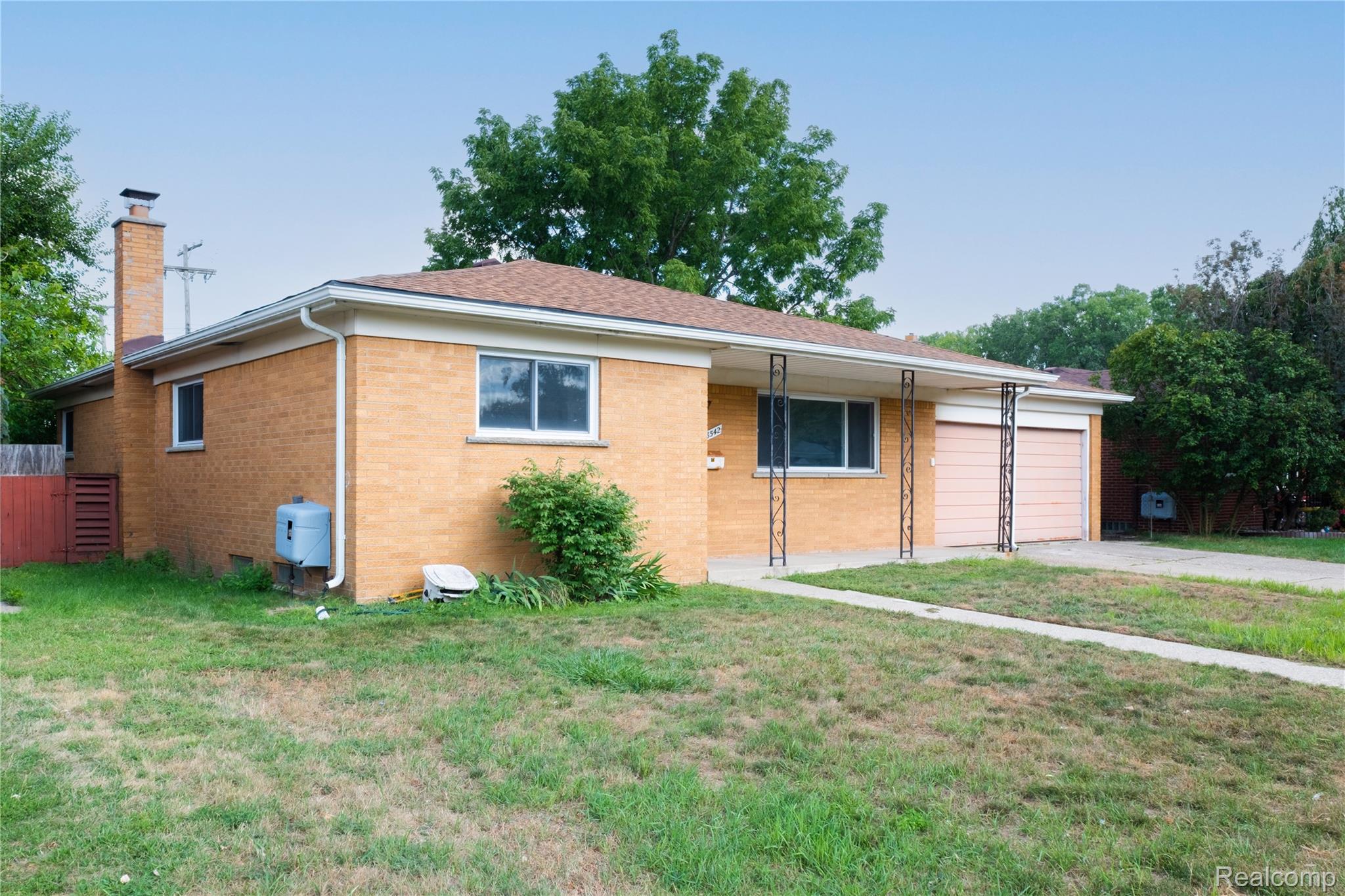 28542 Grobbel Avenue Property Photo 2