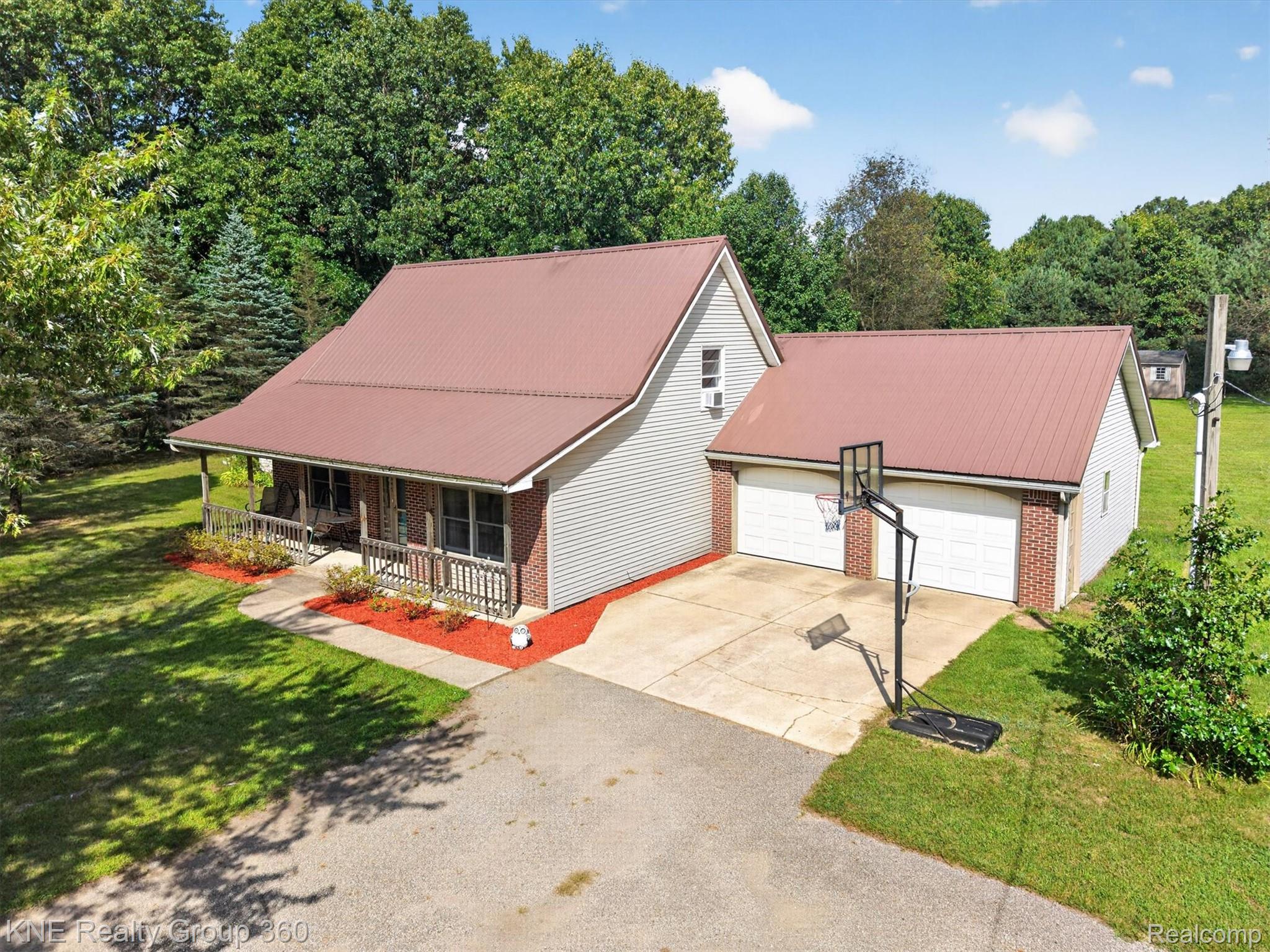 9647 Bellevue Road Property Photo 34