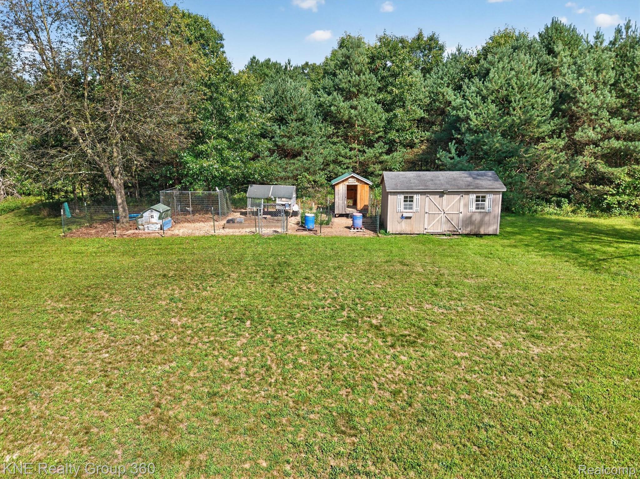 9647 Bellevue Road Property Photo 39