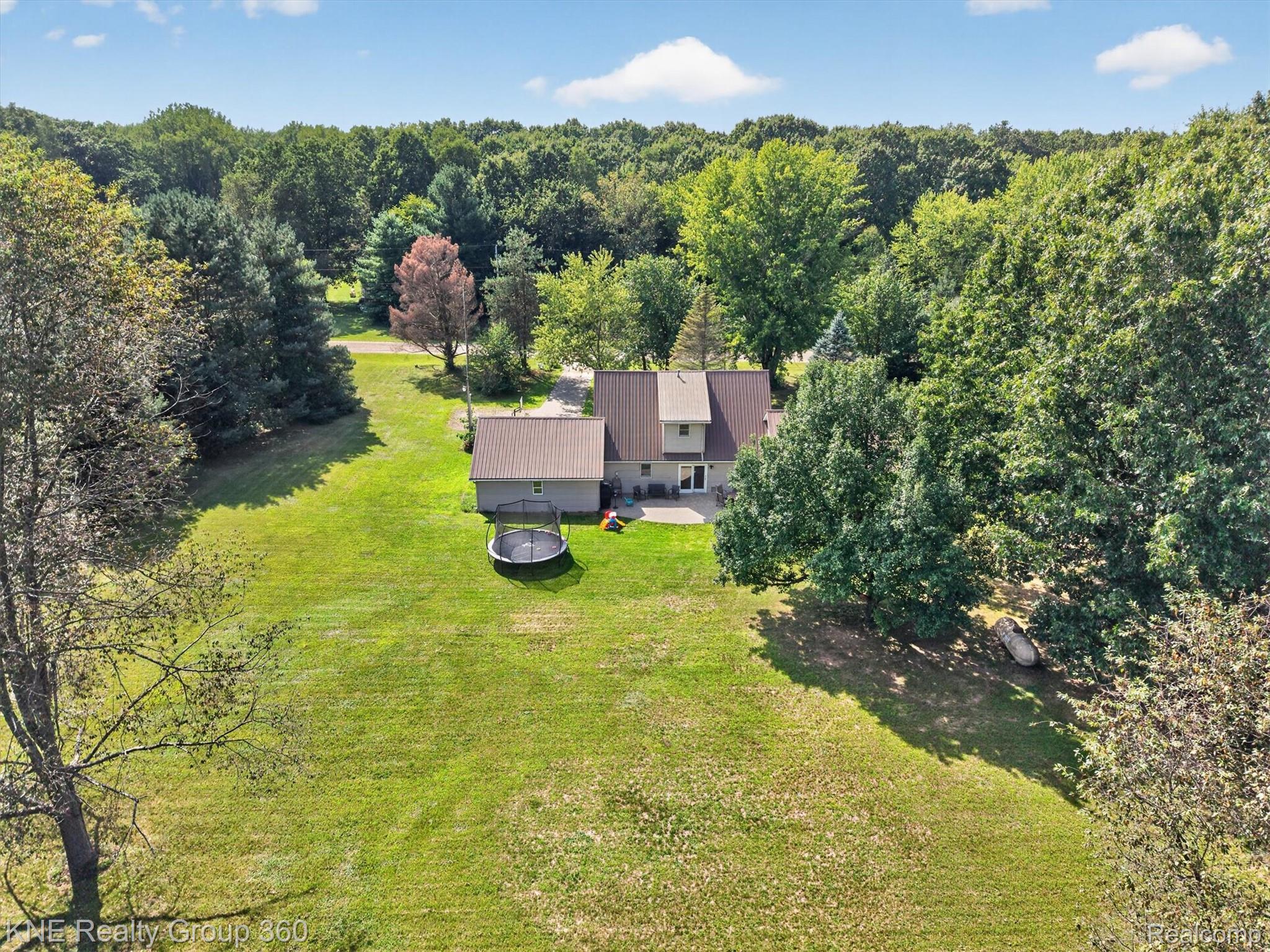 9647 Bellevue Road Property Photo 42