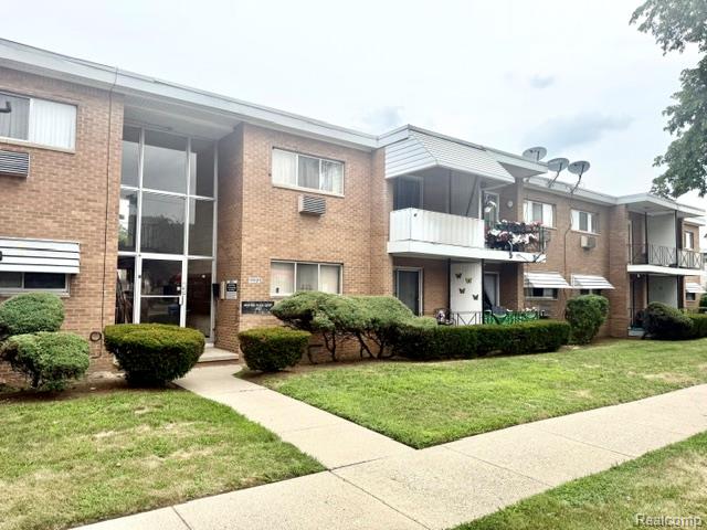 17121 Redford Street 212 Property Photo 1