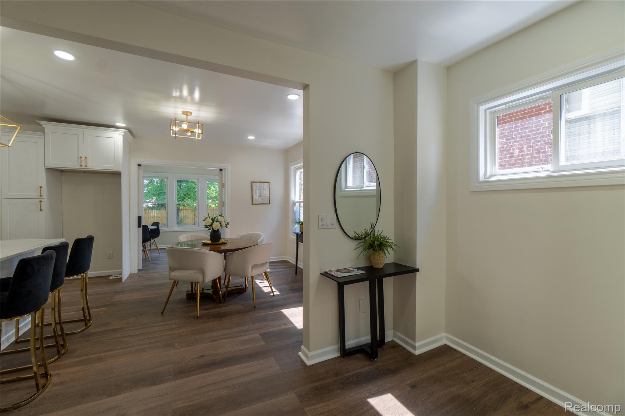 9330 Wildemere Street Property Photo 6