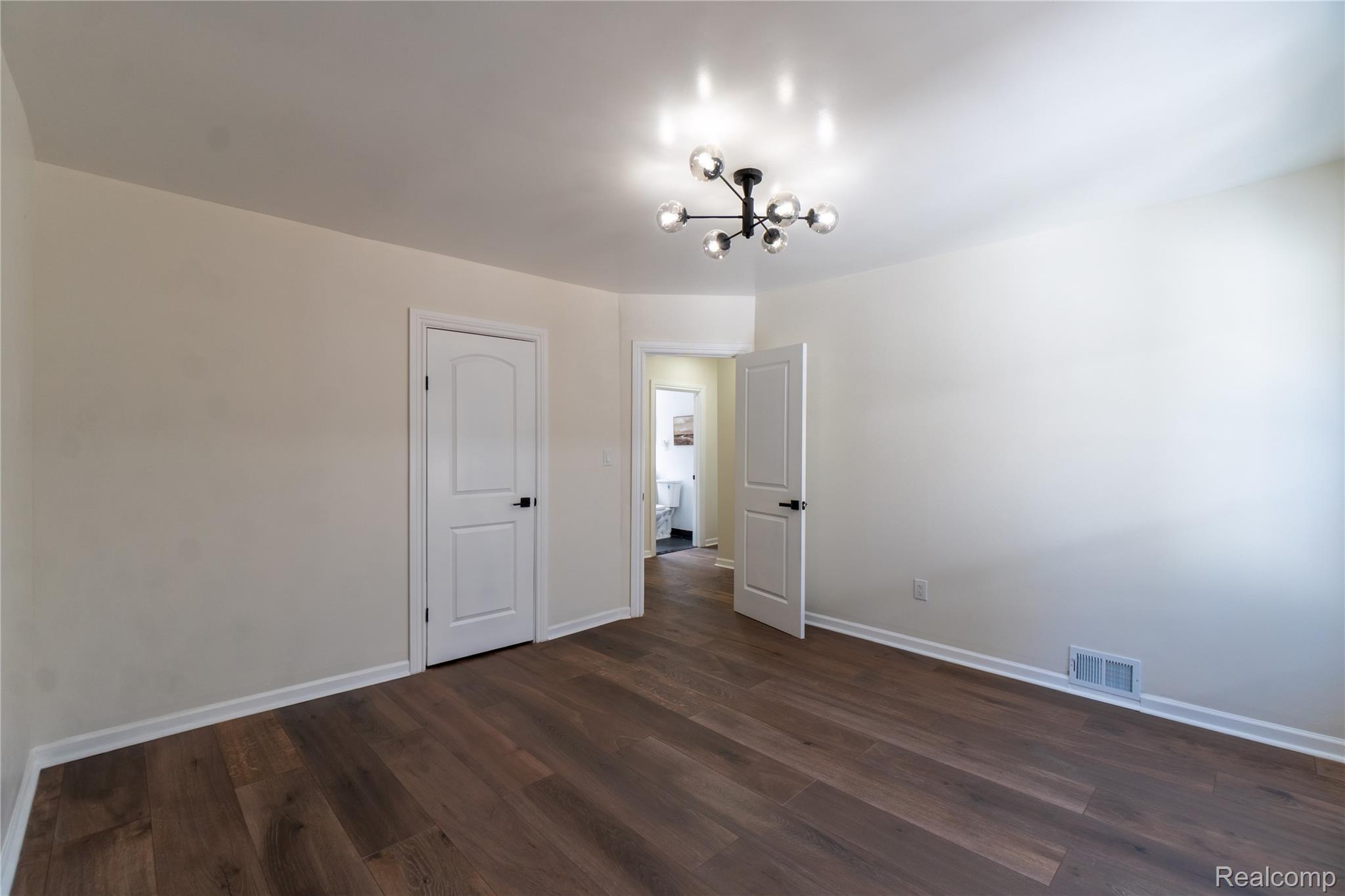 9330 Wildemere Street Property Photo 20