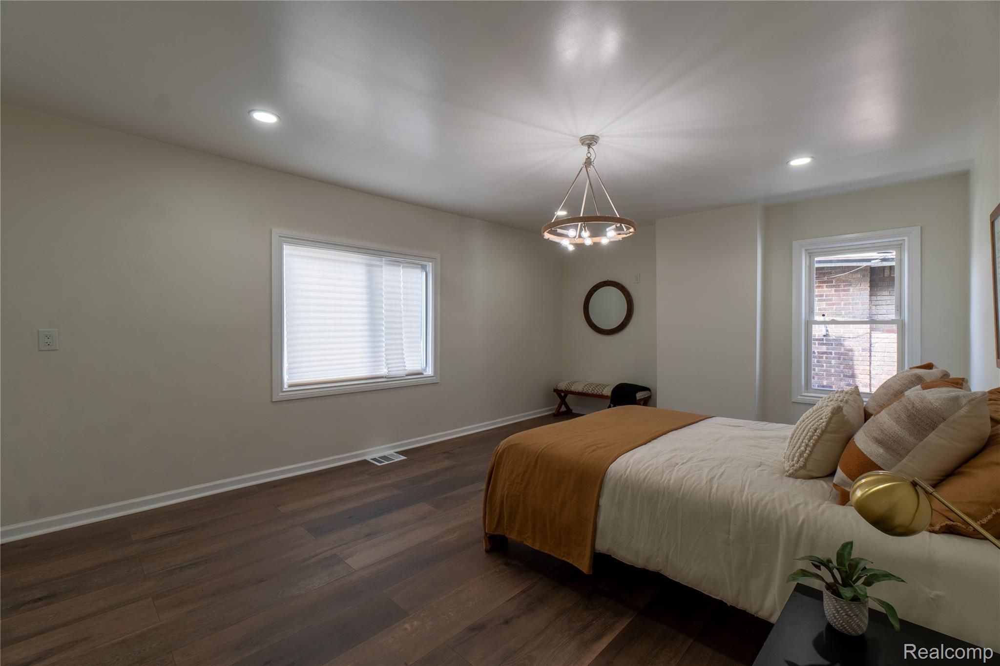 9330 Wildemere Street Property Photo 25