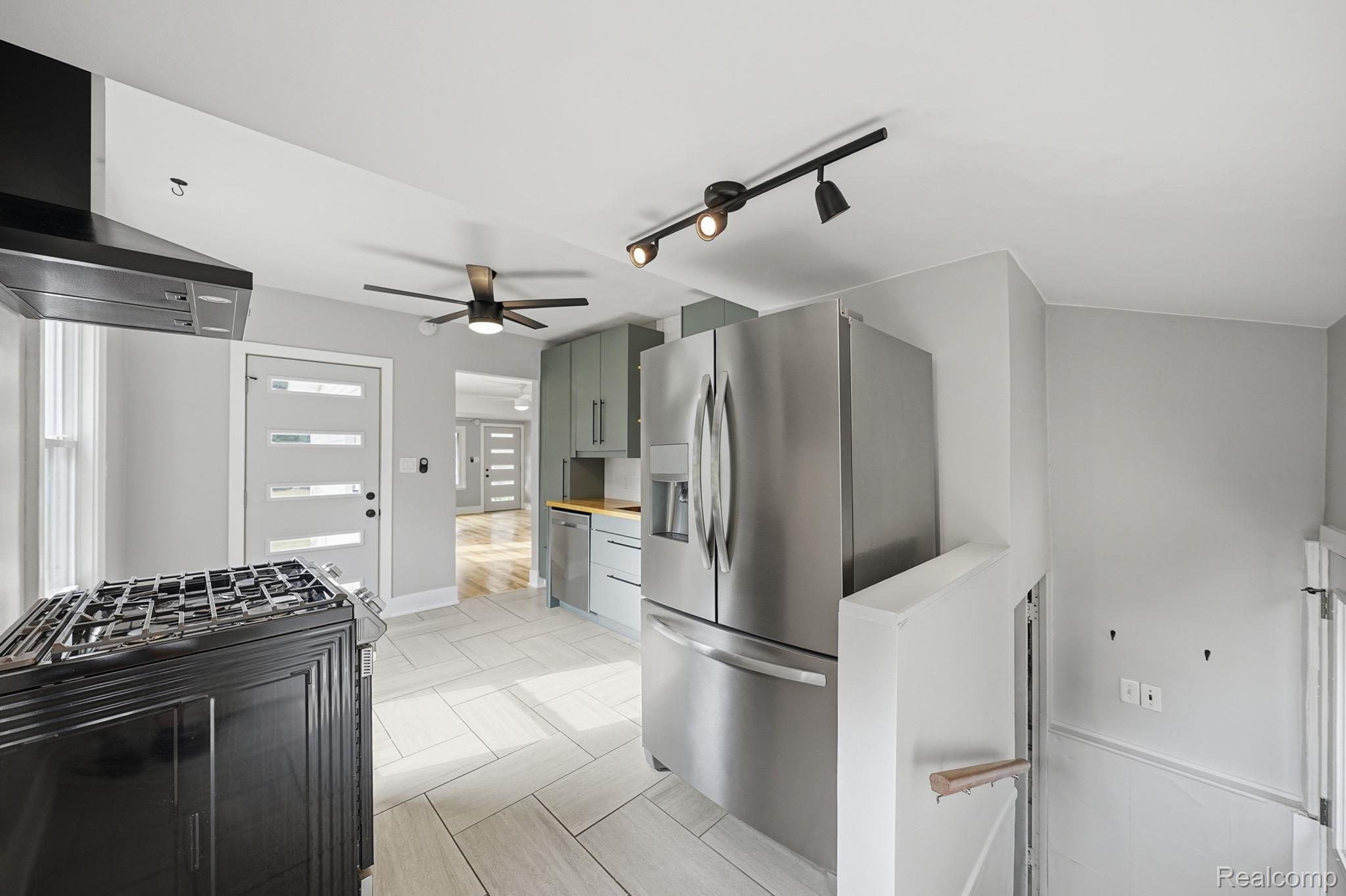 34004 Kirby Street Property Photo 13