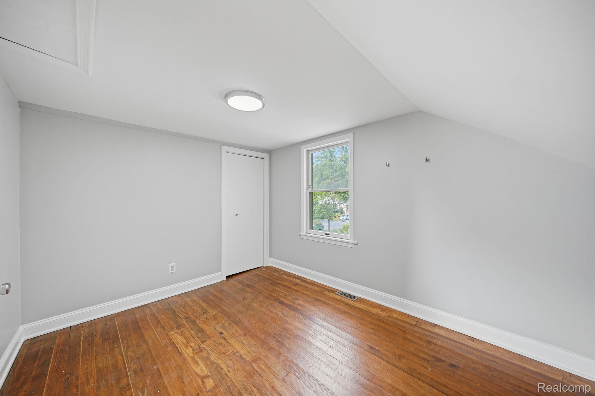 34004 Kirby Street Property Photo 26