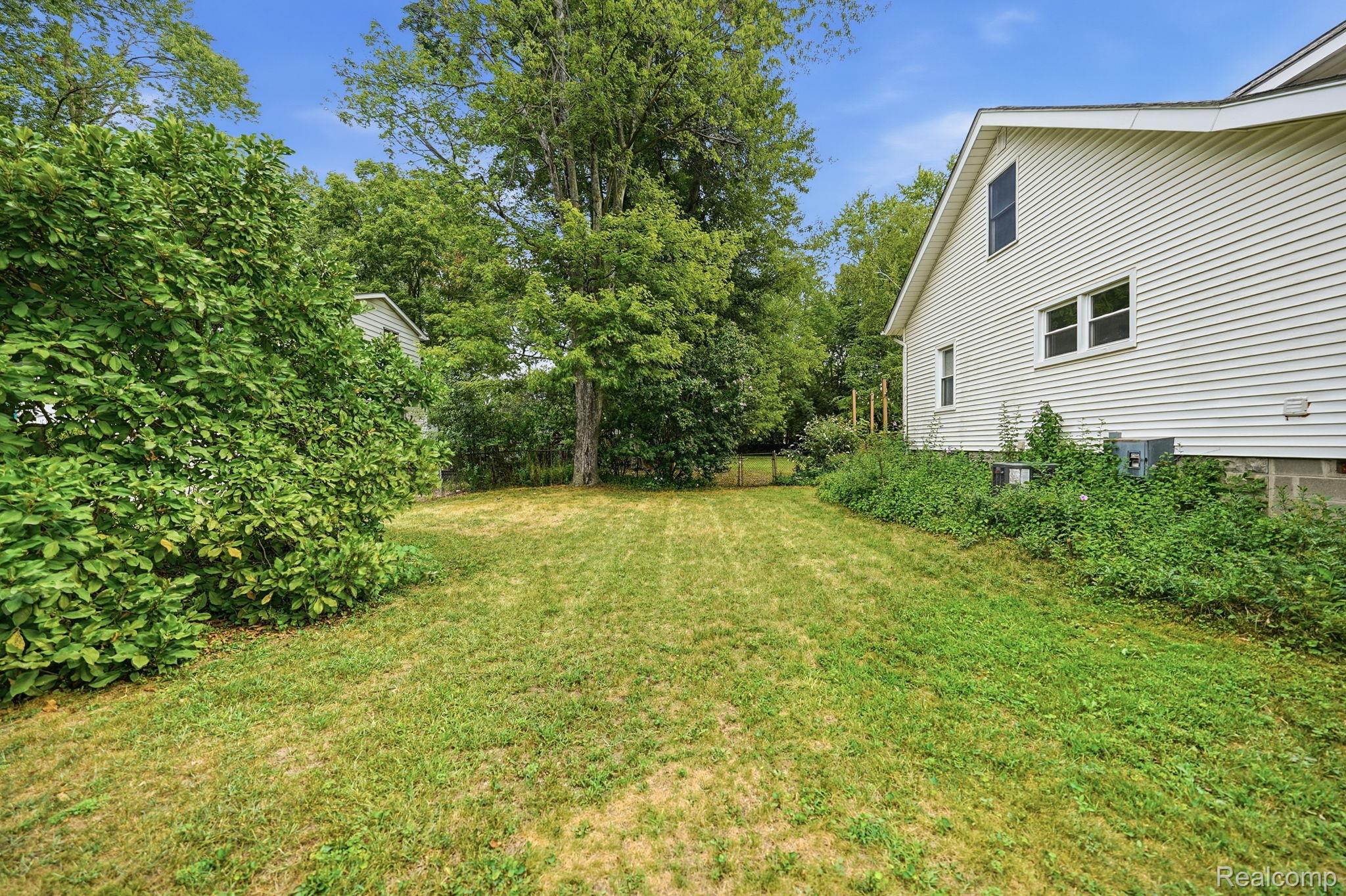 34004 Kirby Street Property Photo 43
