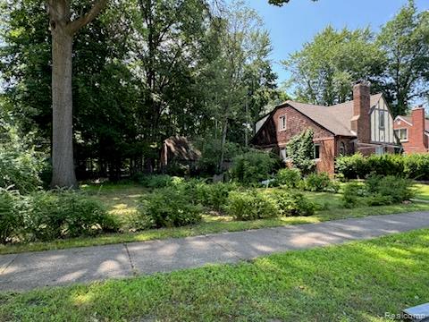 426 S Waverly Street Property Photo 4