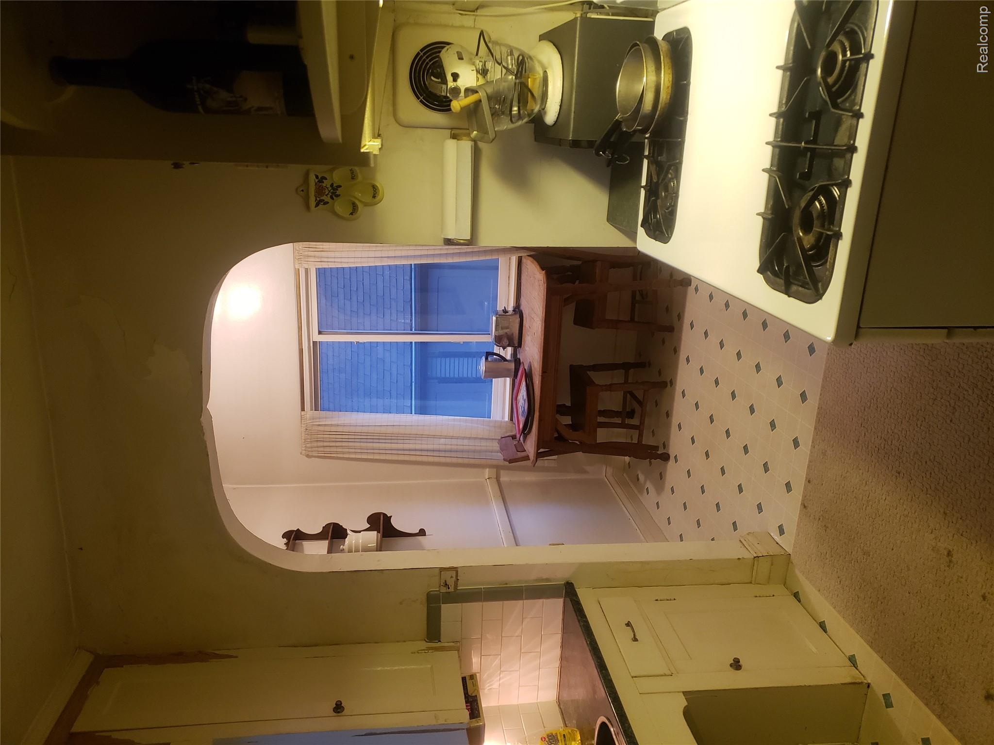 426 S Waverly Street Property Photo 19