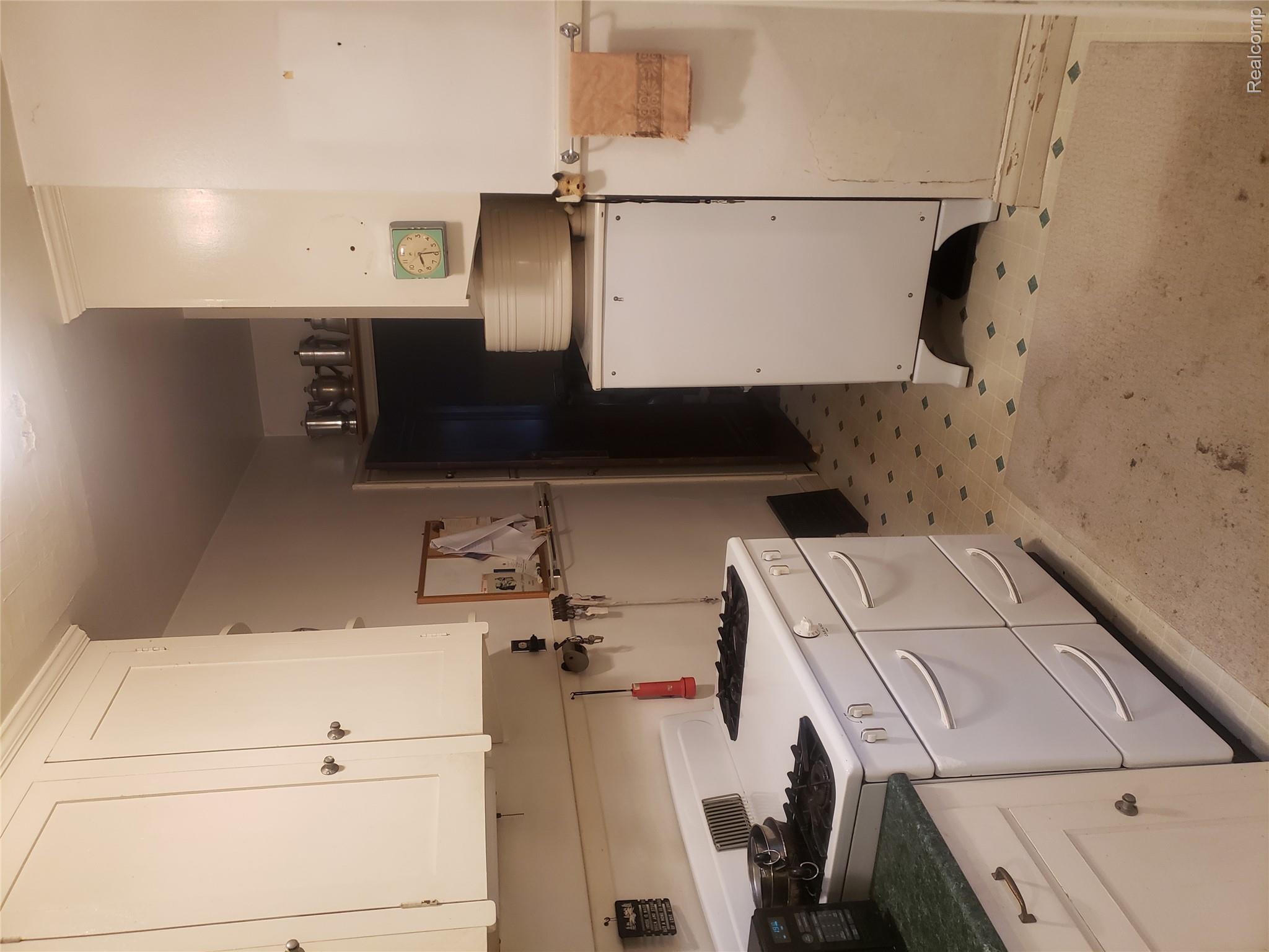 426 S Waverly Street Property Photo 21
