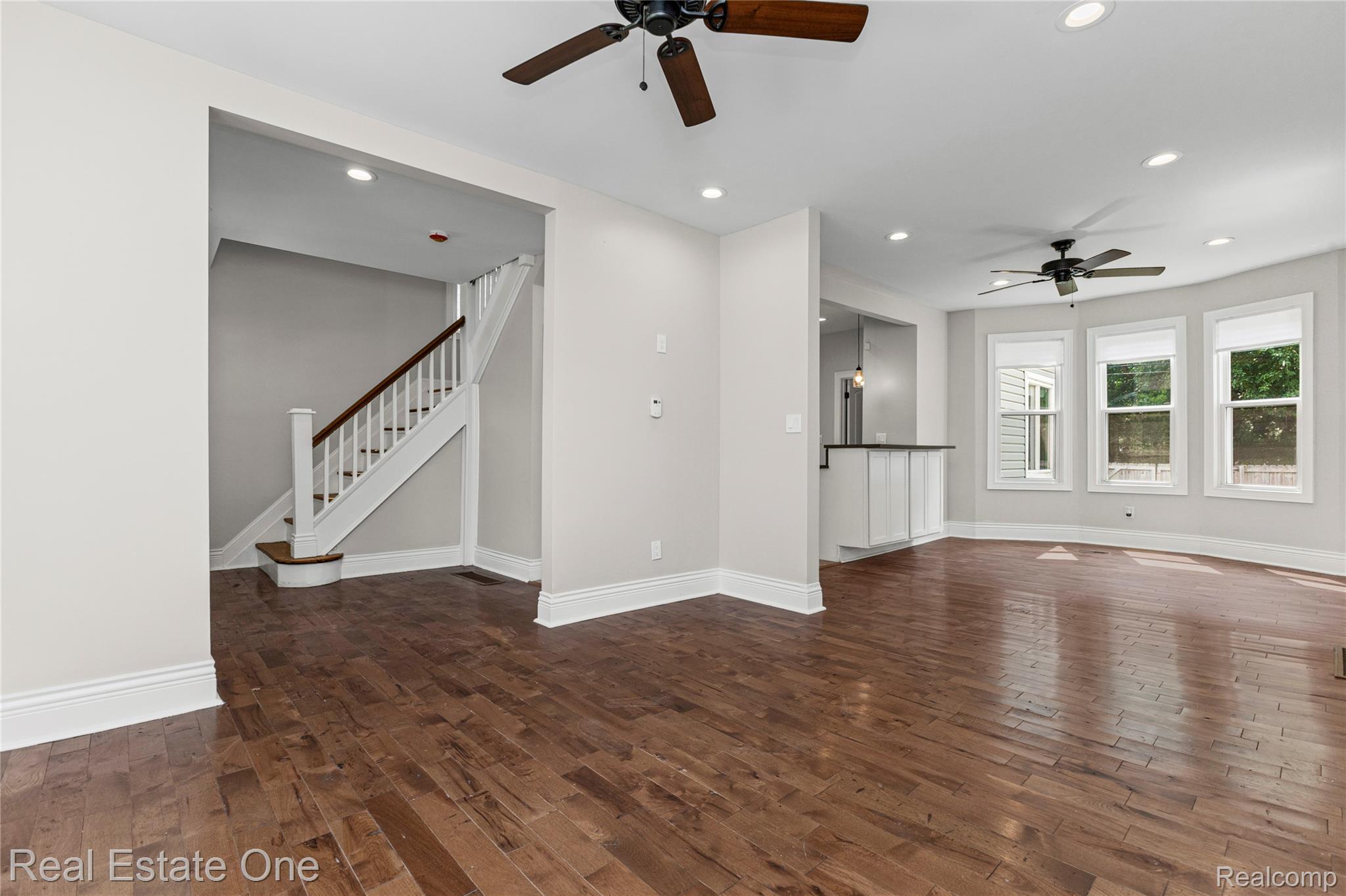 2493 Fischer Property Photo 9