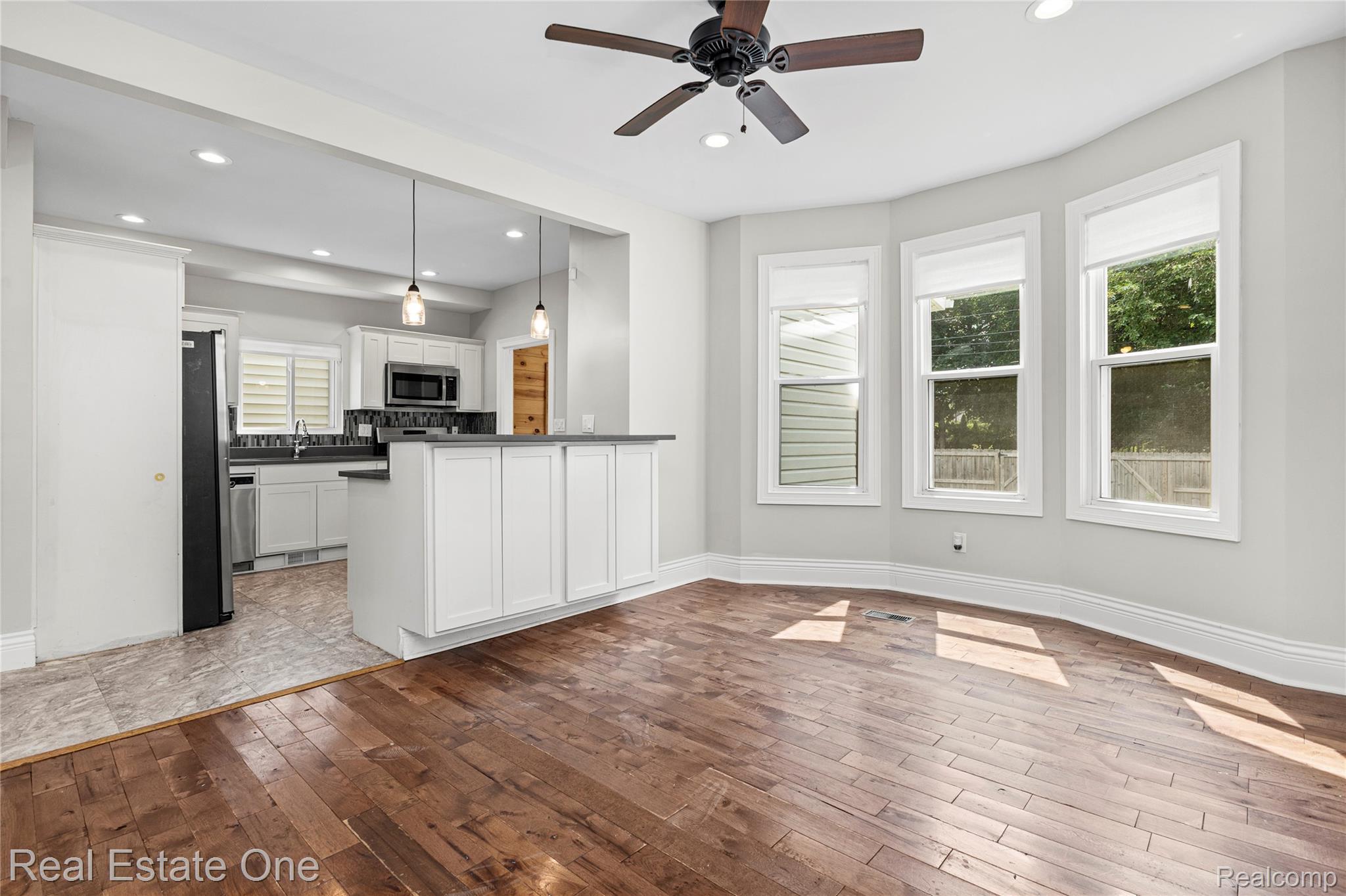 2493 Fischer Property Photo 14