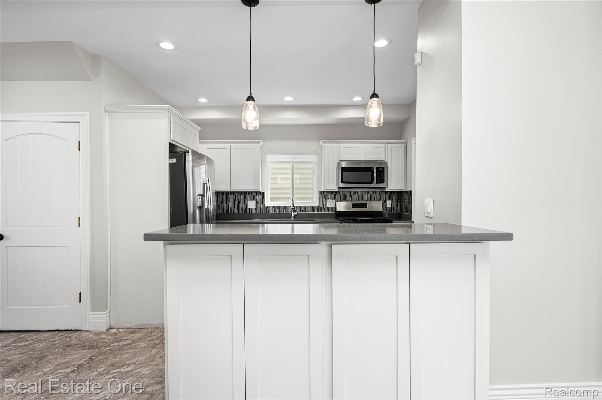 2493 Fischer Property Photo 15