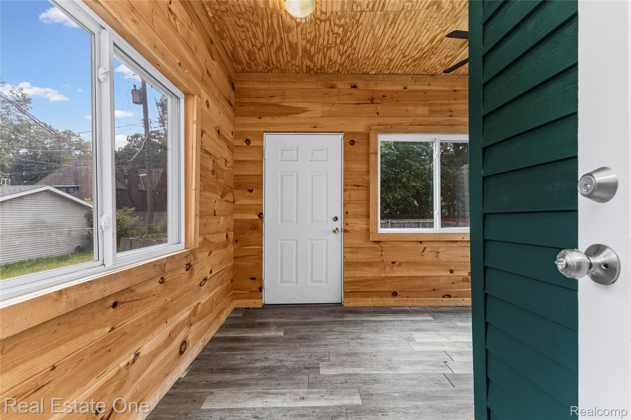 2493 Fischer Property Photo 20