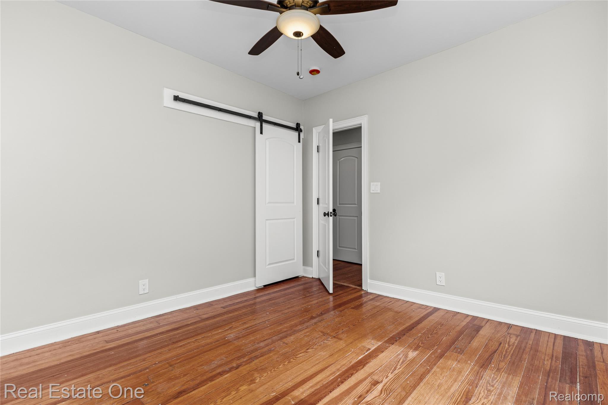 2493 Fischer Property Photo 25