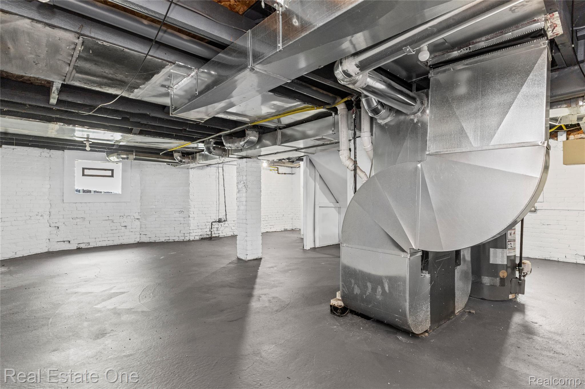 2493 Fischer Property Photo 33