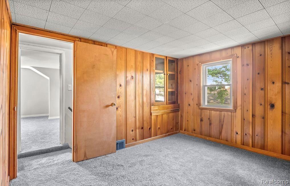 6644 N Vernon Street Property Photo 17