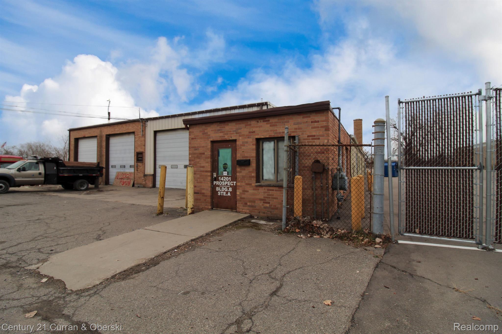 14201 PROSPECT Street Suite A / Building B Property Photo 1