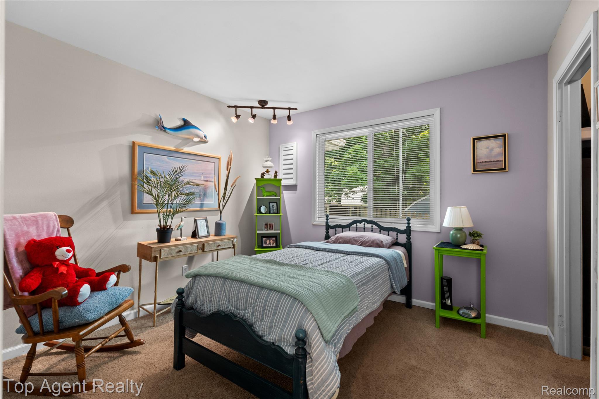 312 Beach Drive Property Photo 28