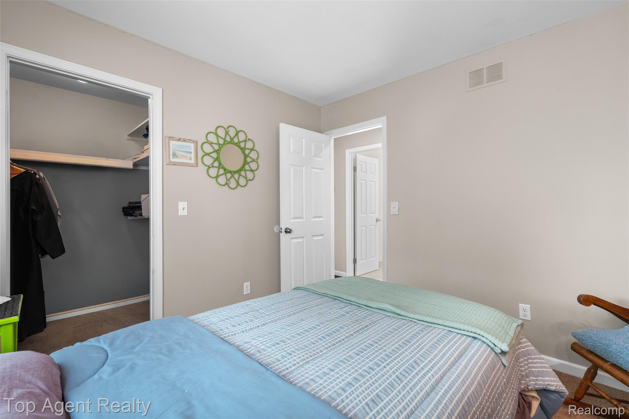 312 Beach Drive Property Photo 29