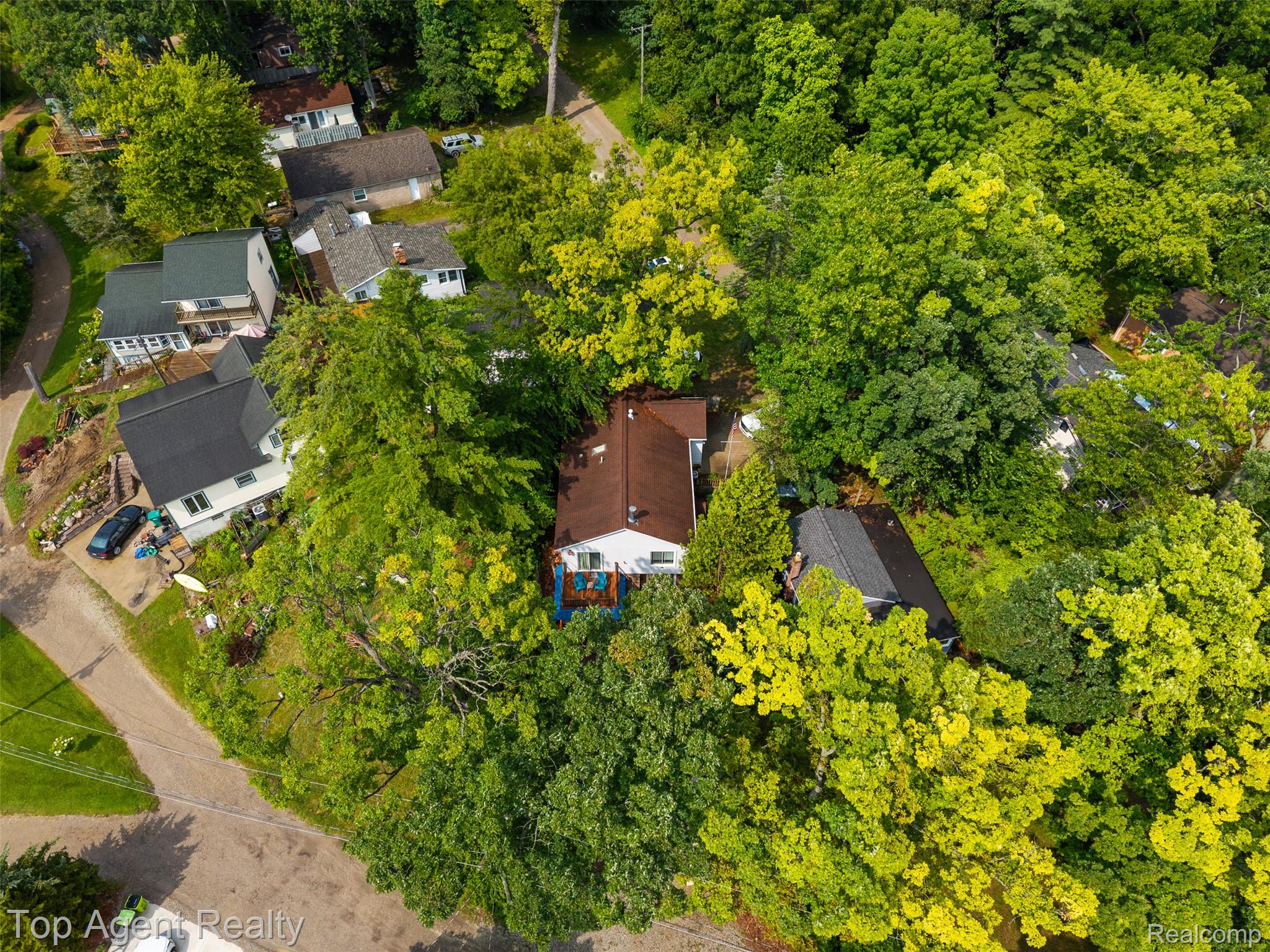 312 Beach Drive Property Photo 41