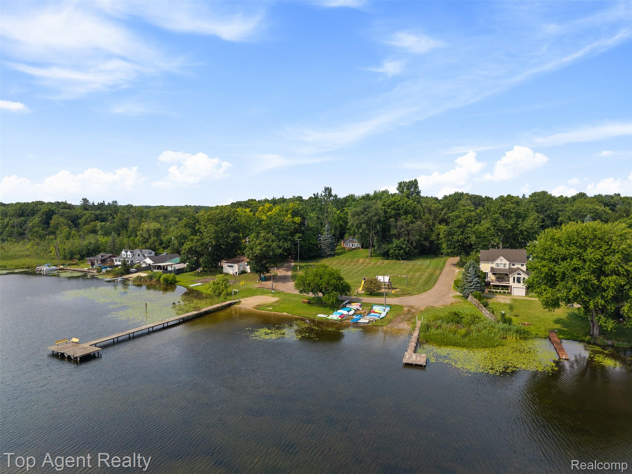 312 Beach Drive Property Photo 46
