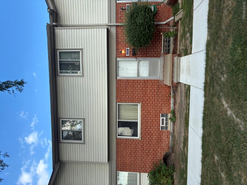 20887 Washington Property Photo 1