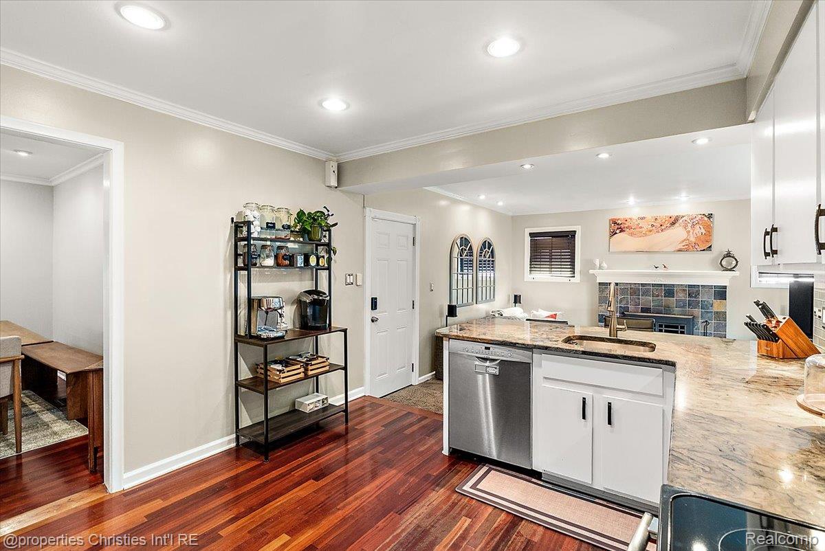 17657 Avilla Boulevard Property Photo 18