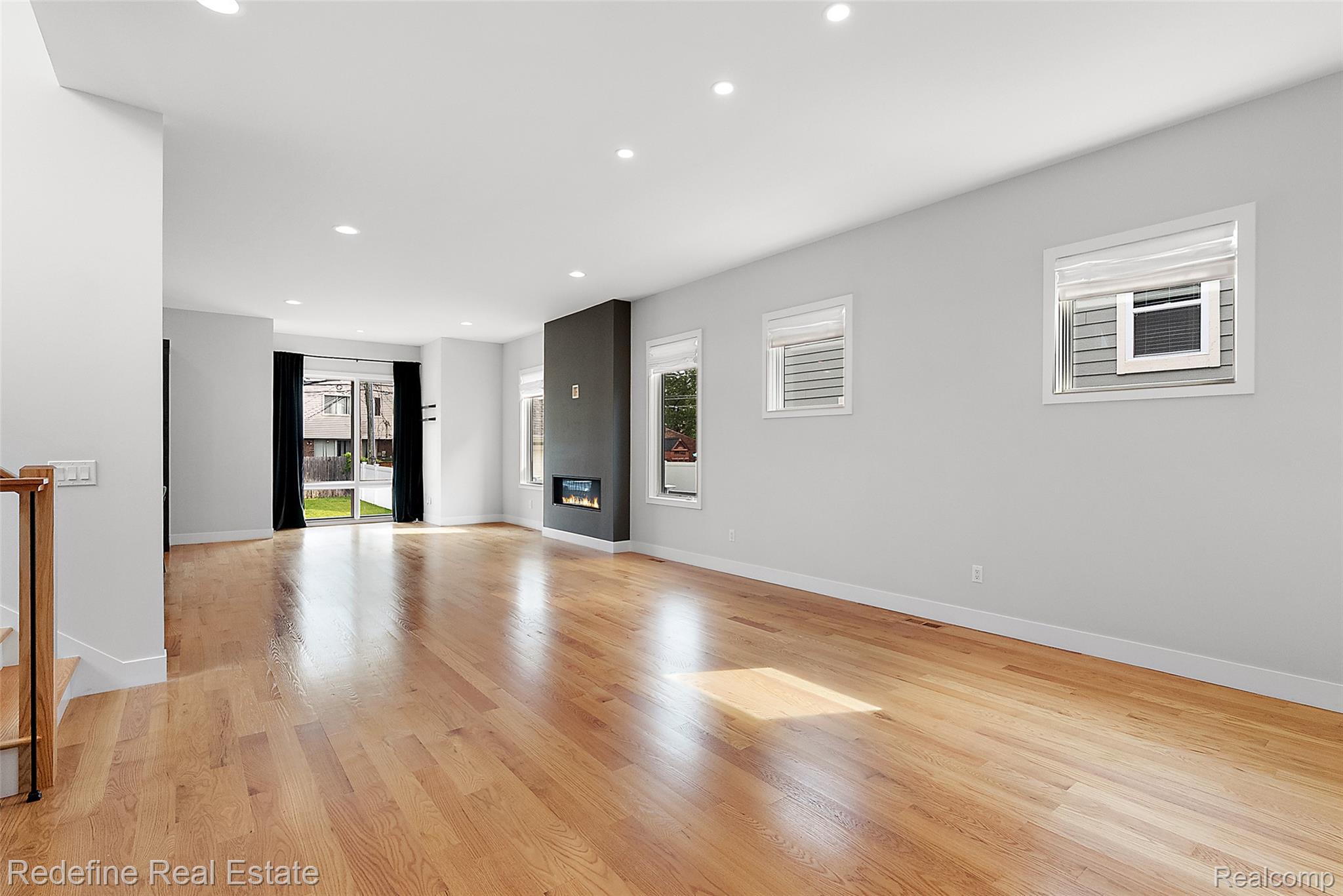 1967 Hazel Street Property Photo 6